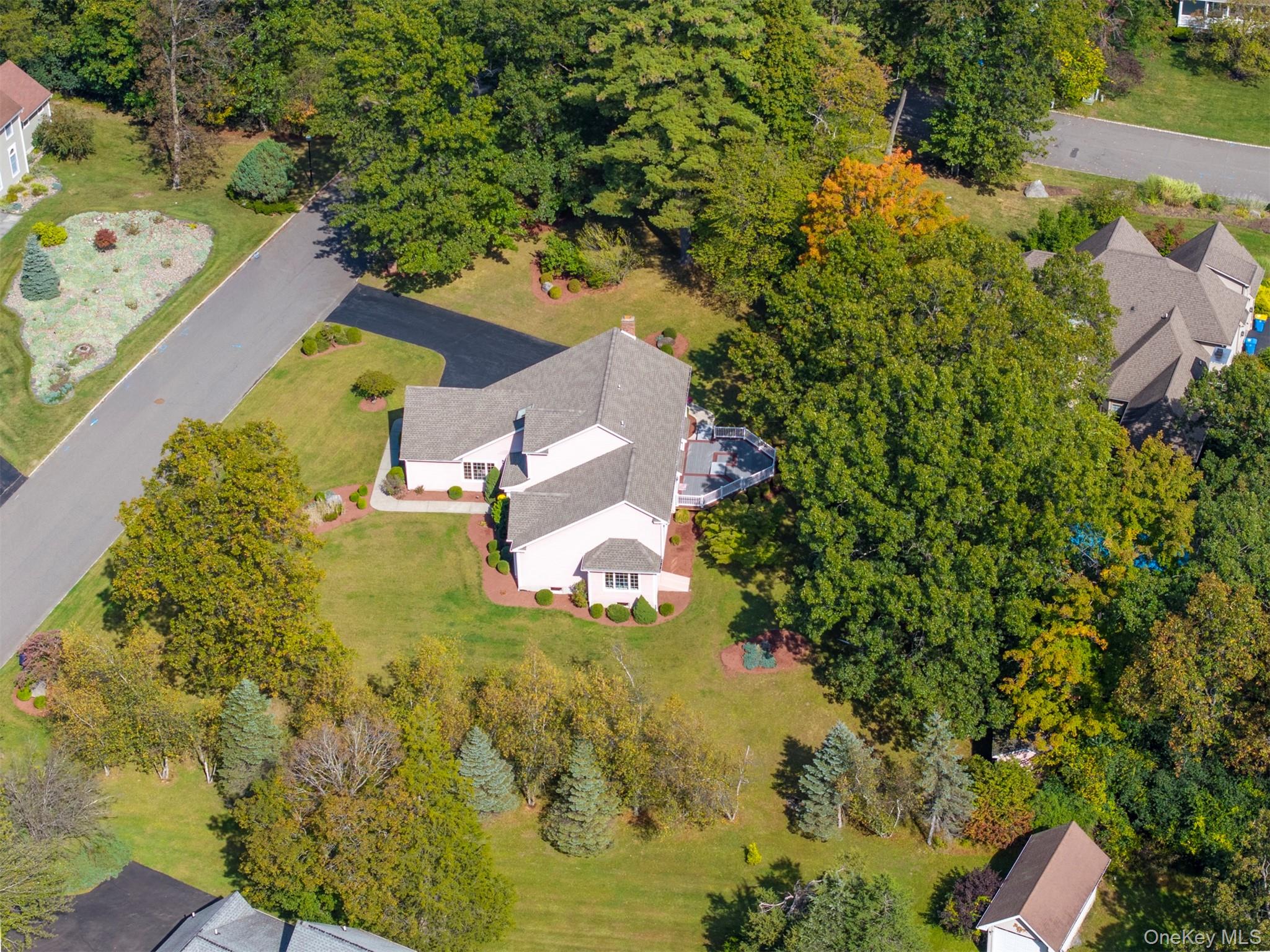 25 Alison Court, Kingston, NY 12401