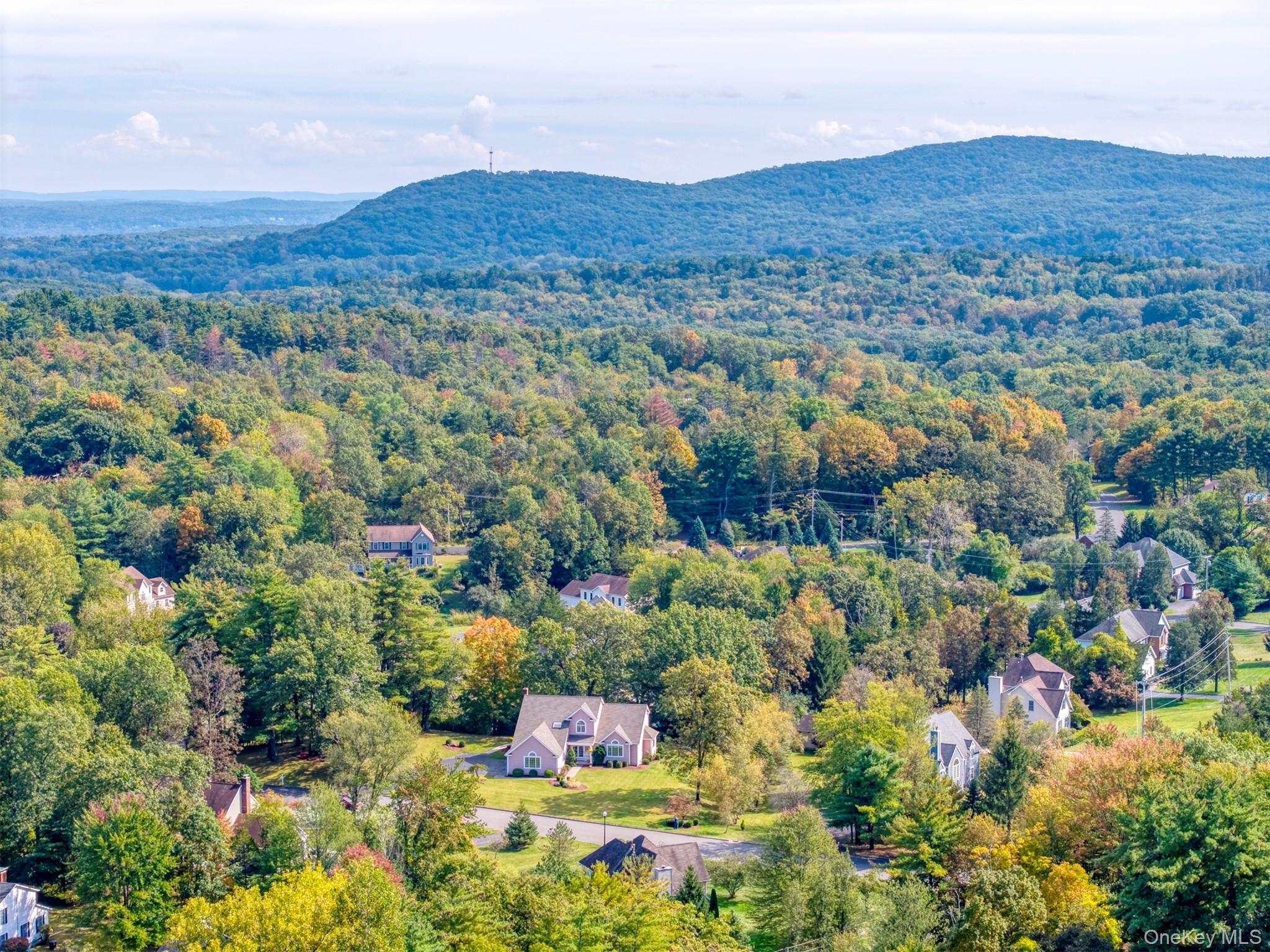 25 Alison Court, Kingston, NY 12401