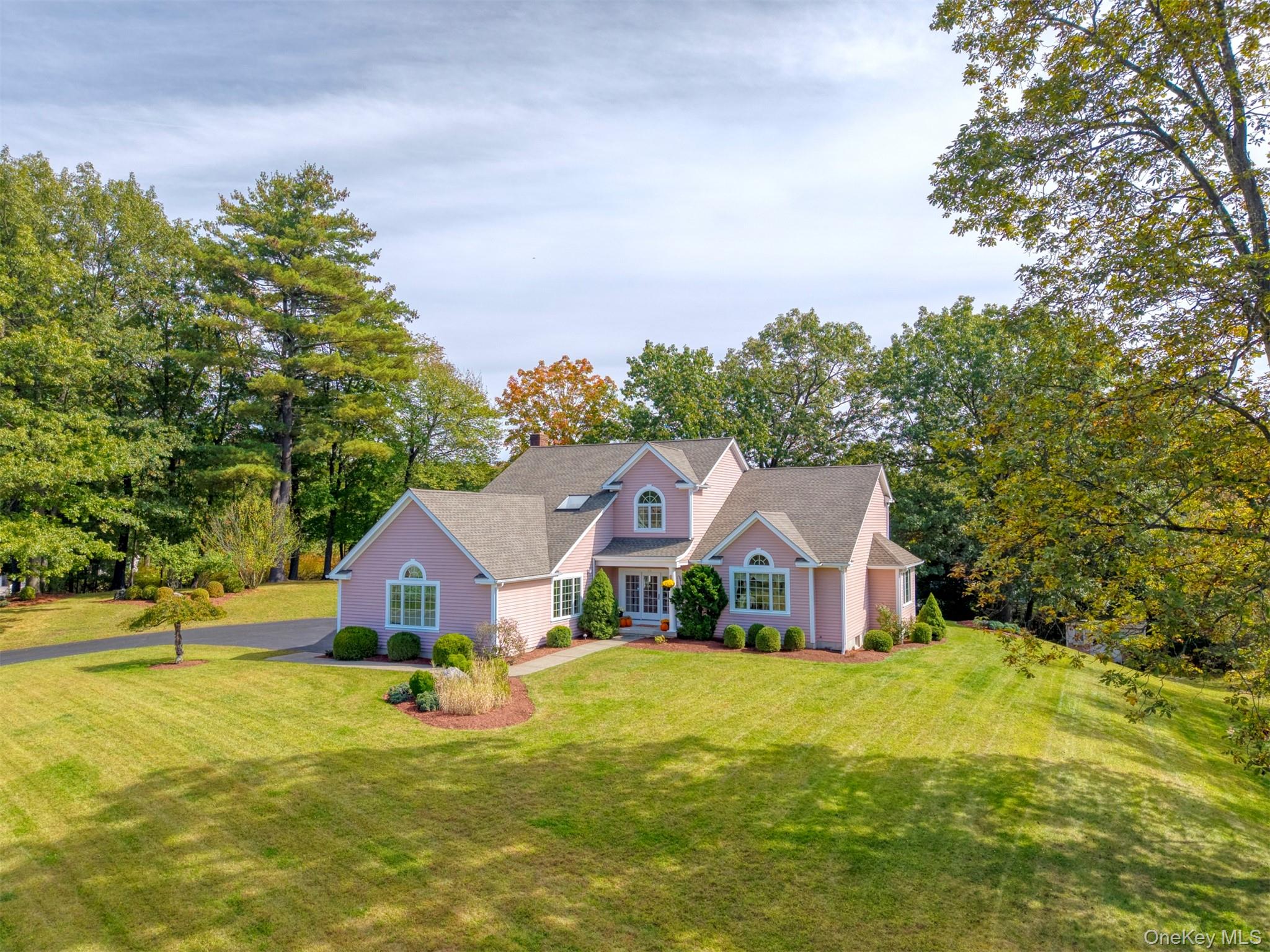 25 Alison Court, Kingston, NY 12401