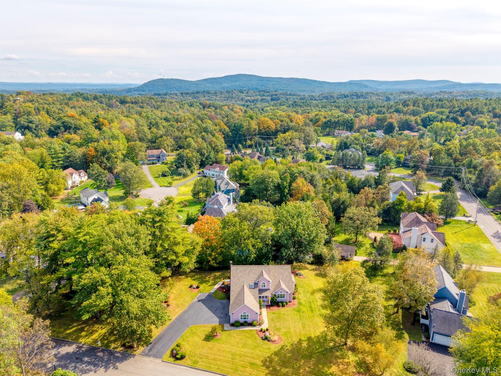 25 Alison Court, Kingston, NY 12401