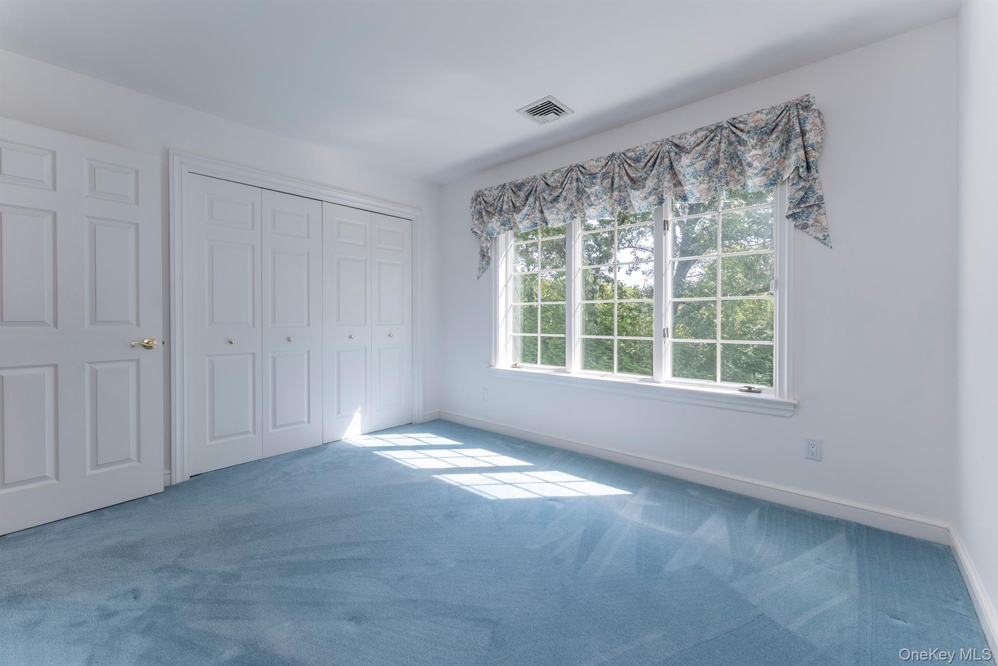 25 Alison Court, Kingston, NY 12401