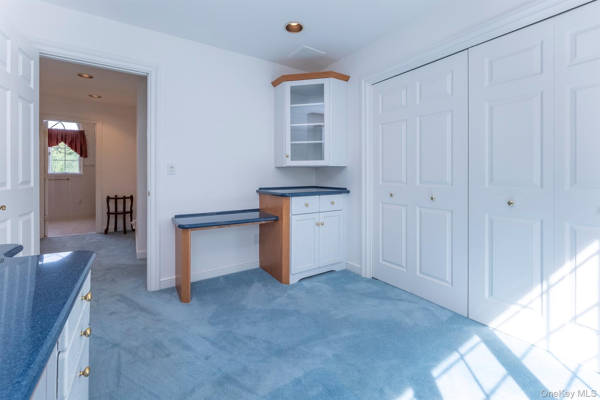 25 Alison Court, Kingston, NY 12401