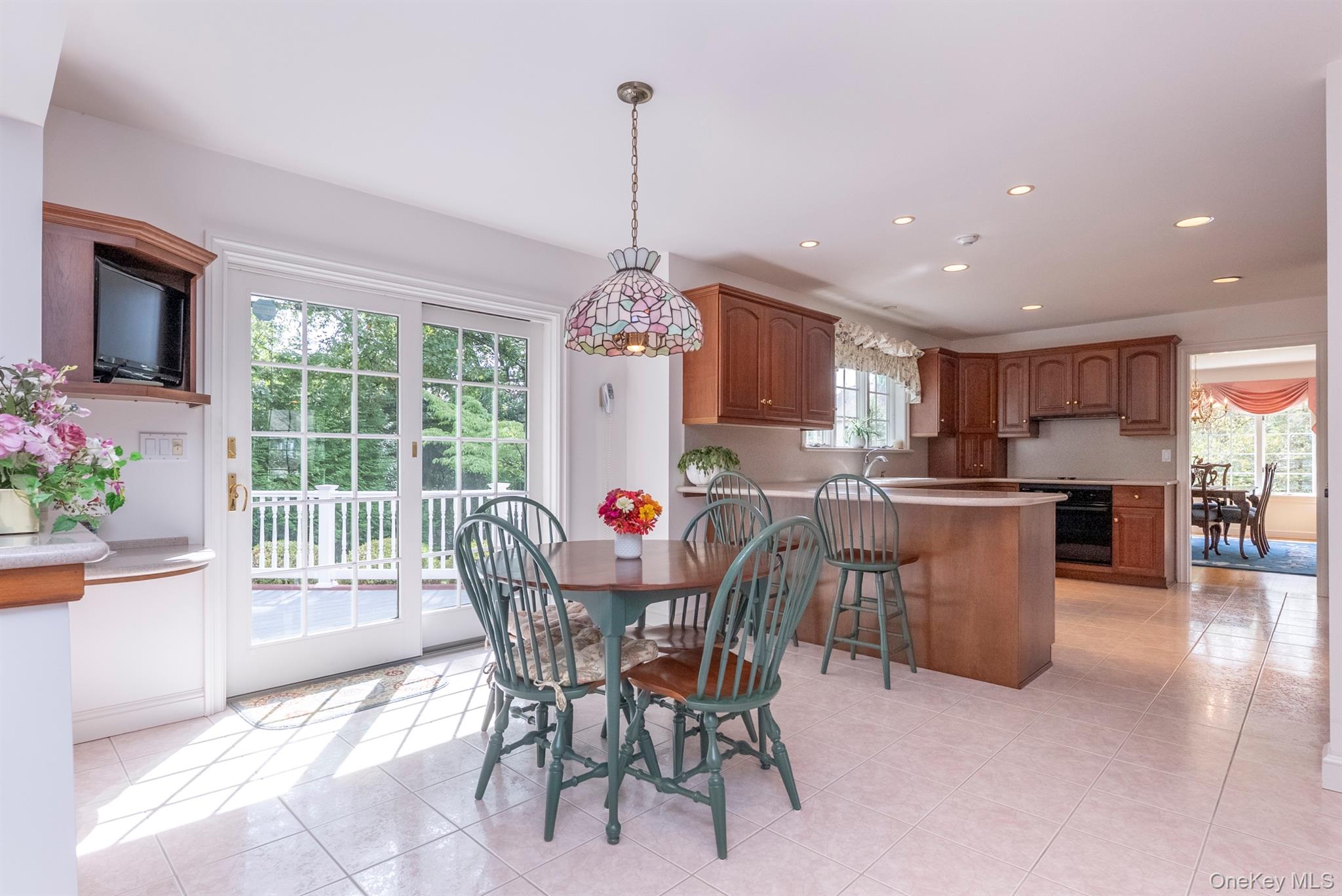 25 Alison Court, Kingston, NY 12401