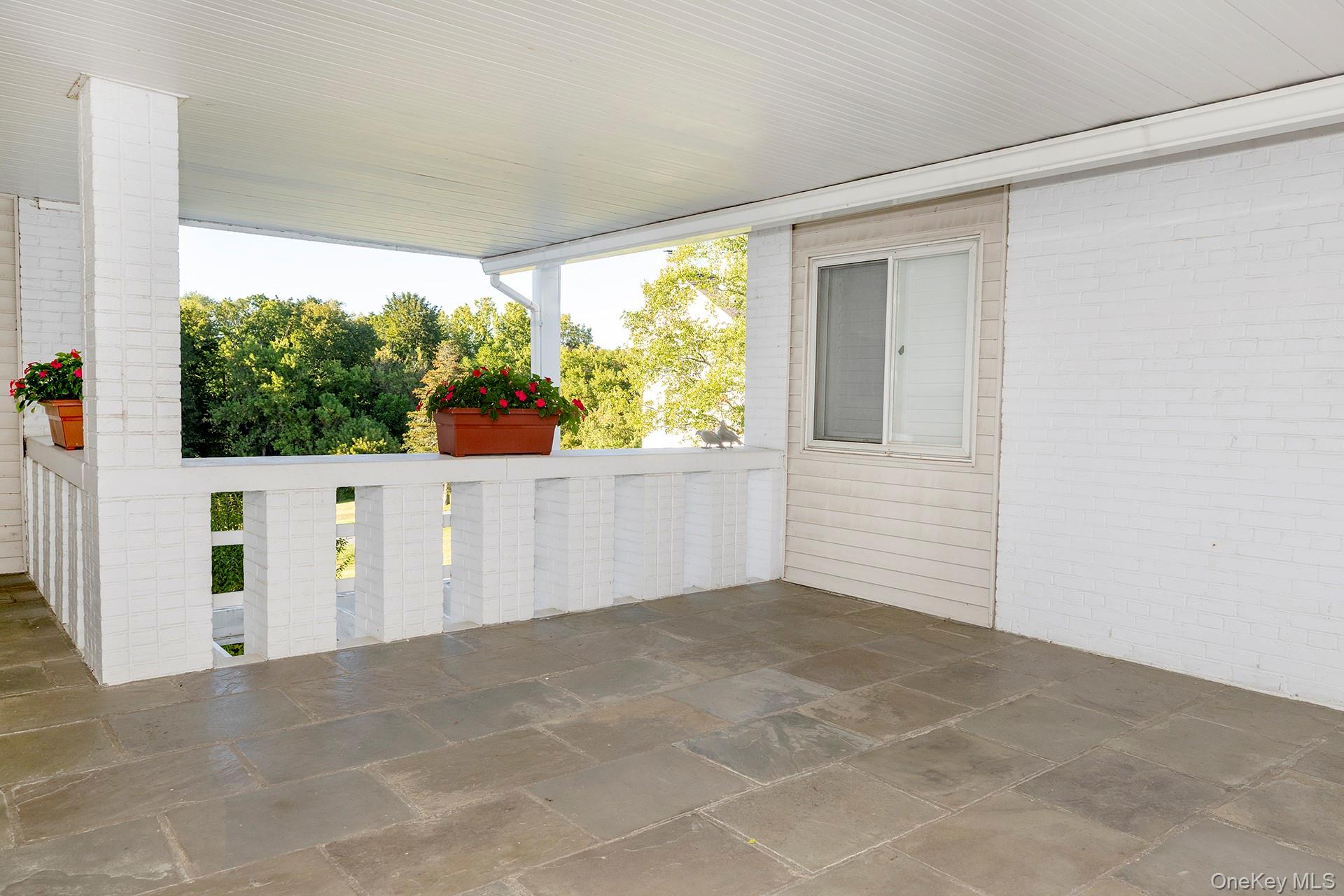 54 Bennett Common, Millbrook, NY 12545