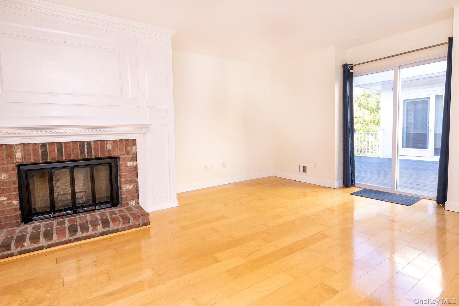 54 Bennett Common, Millbrook, NY 12545