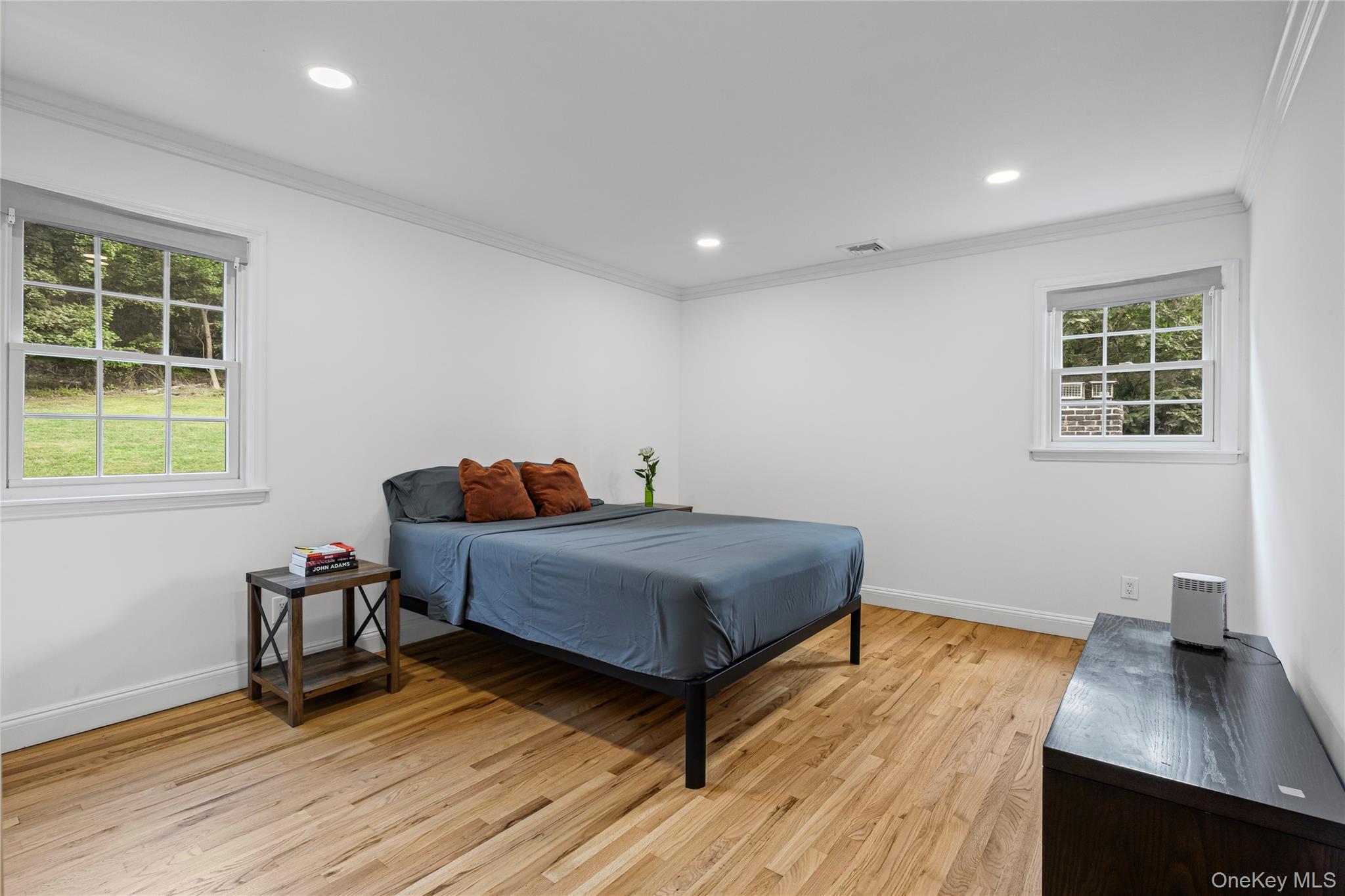 108 Makamah Road, Northport, NY 11768