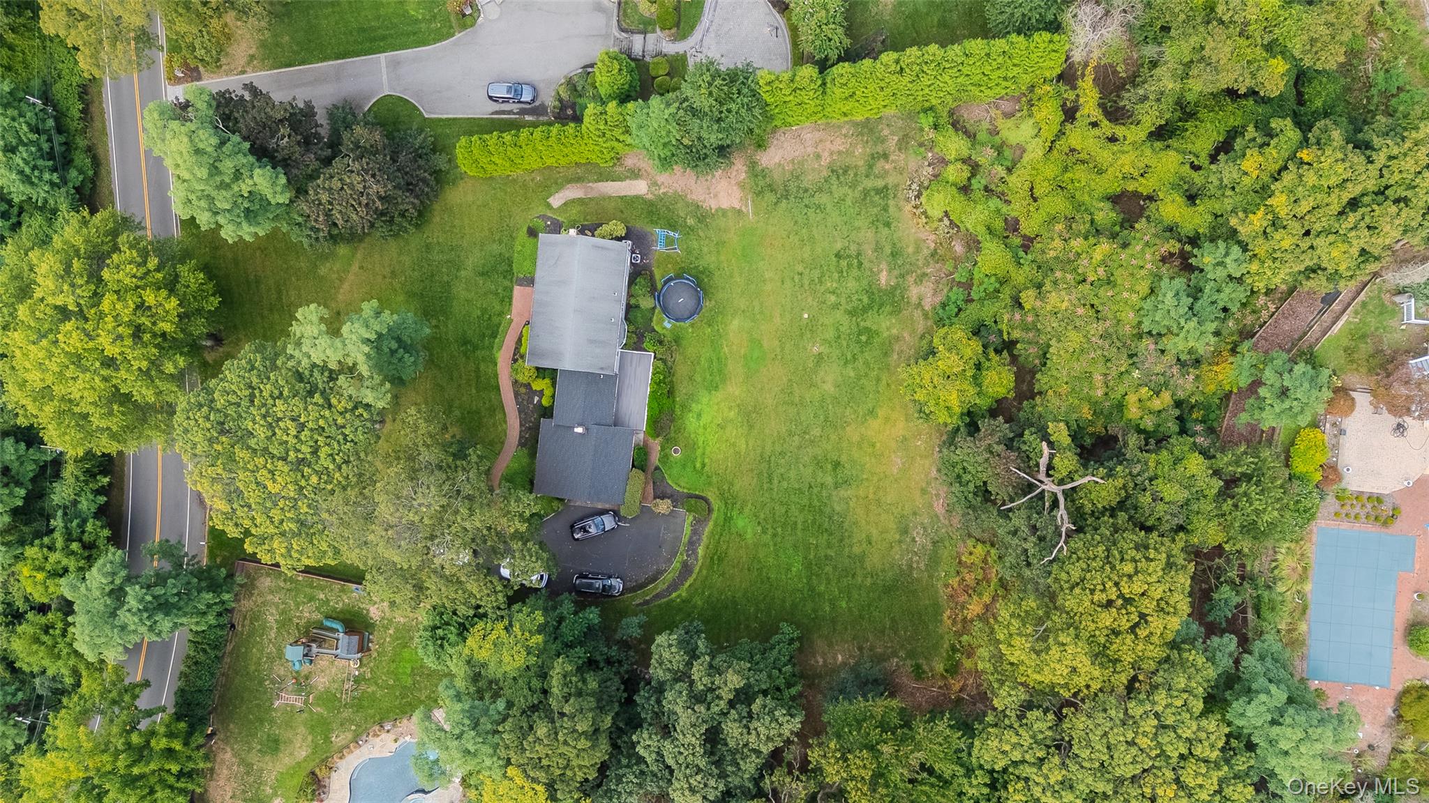 108 Makamah Road, Northport, NY 11768