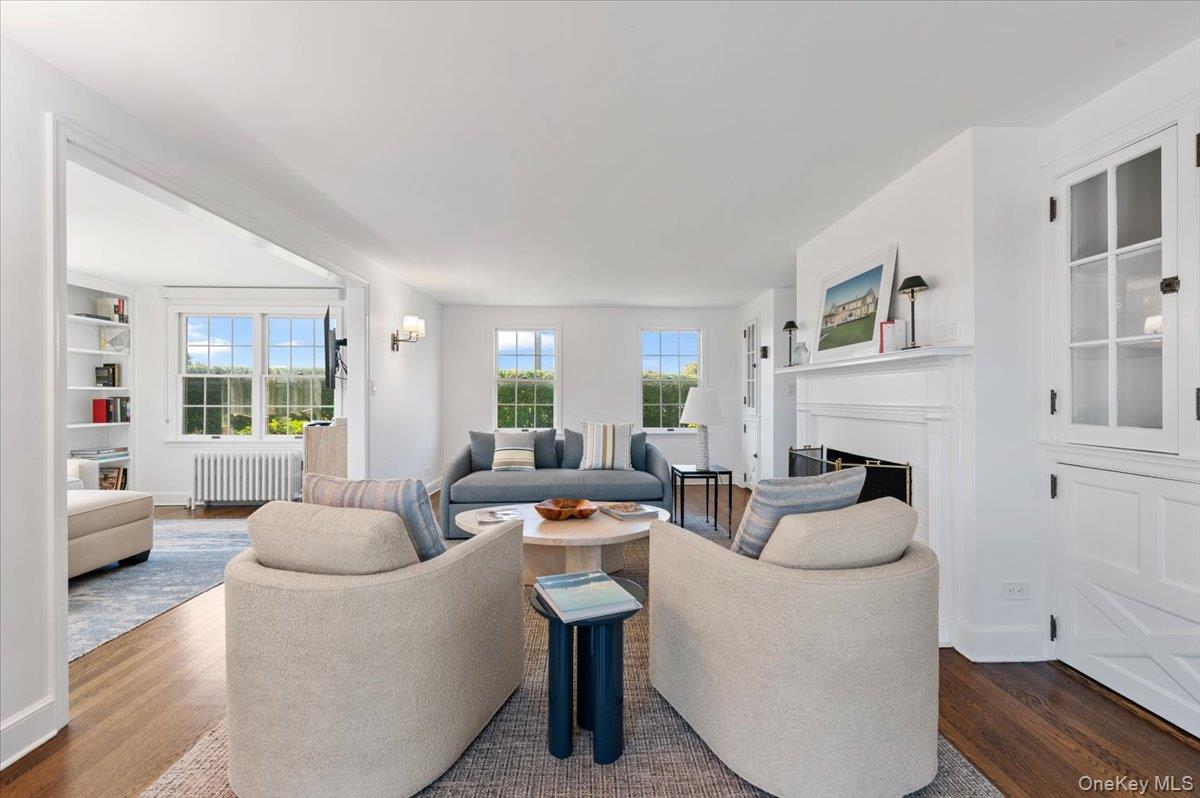 2 Strongs Lane, Water Mill, NY 11976