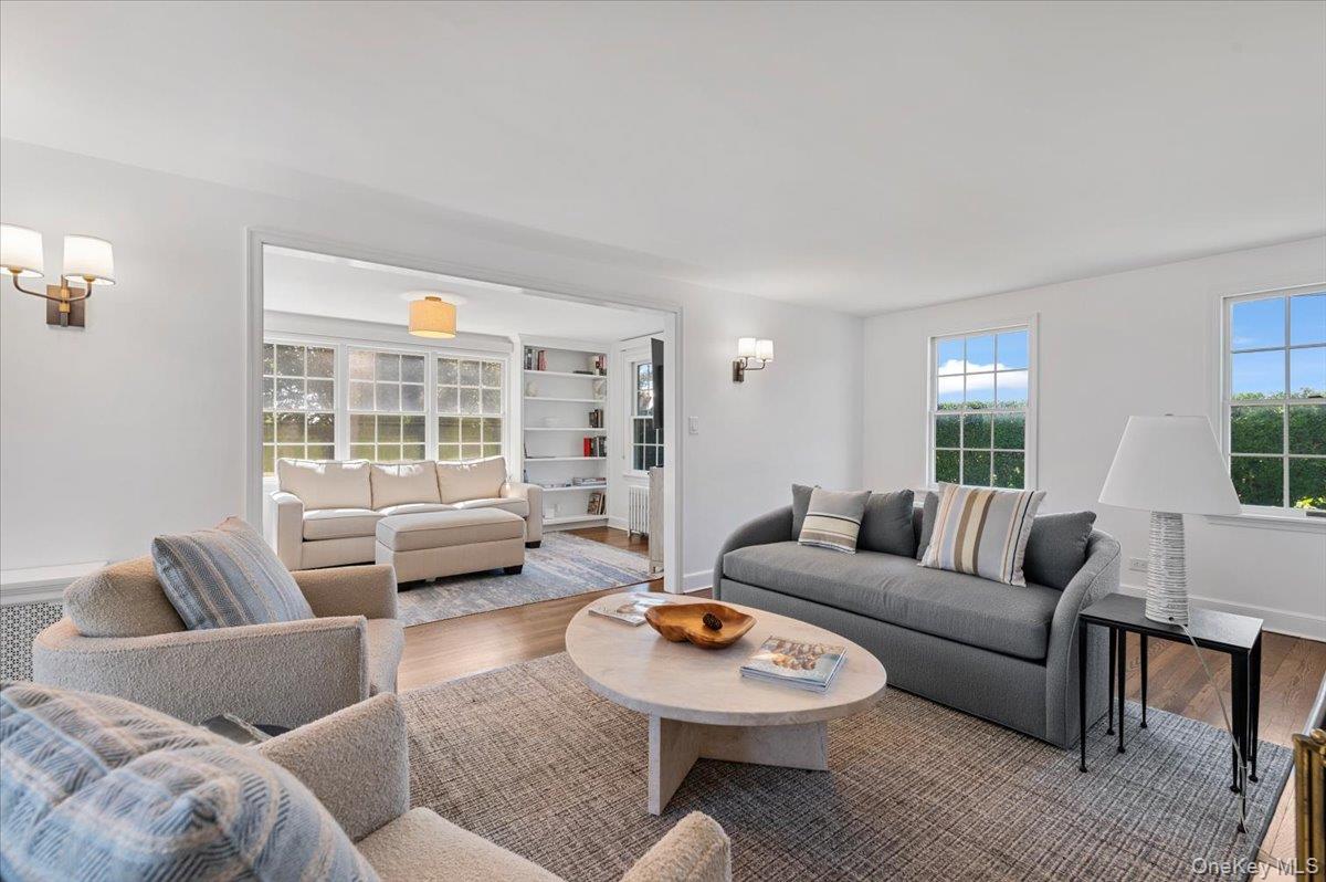 2 Strongs Lane, Water Mill, NY 11976