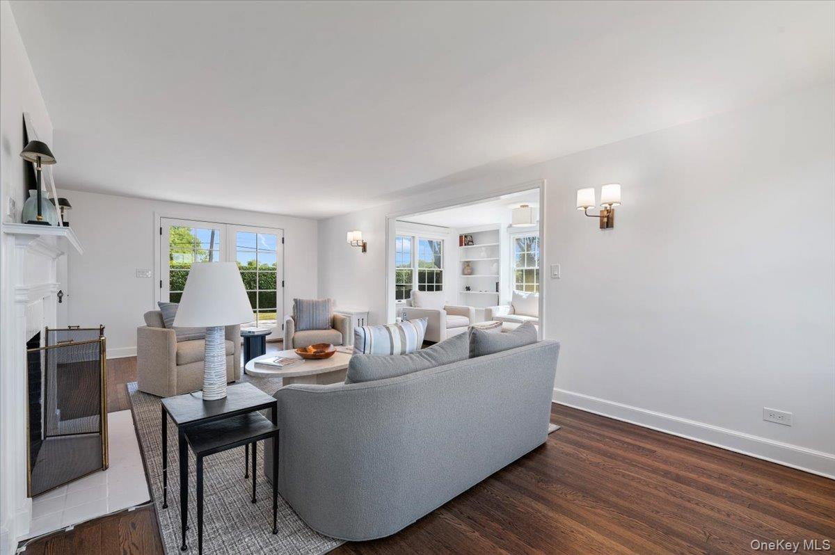 2 Strongs Lane, Water Mill, NY 11976