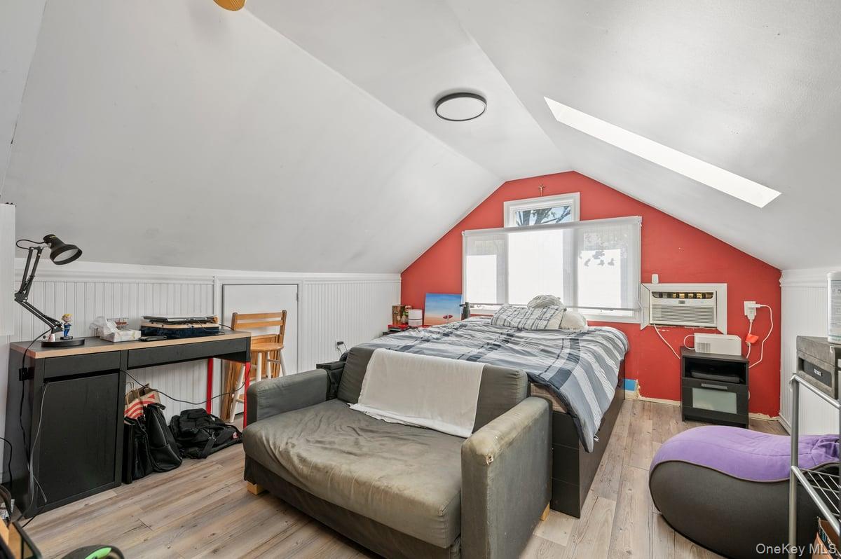 34 21st Street, Jericho, NY 11753