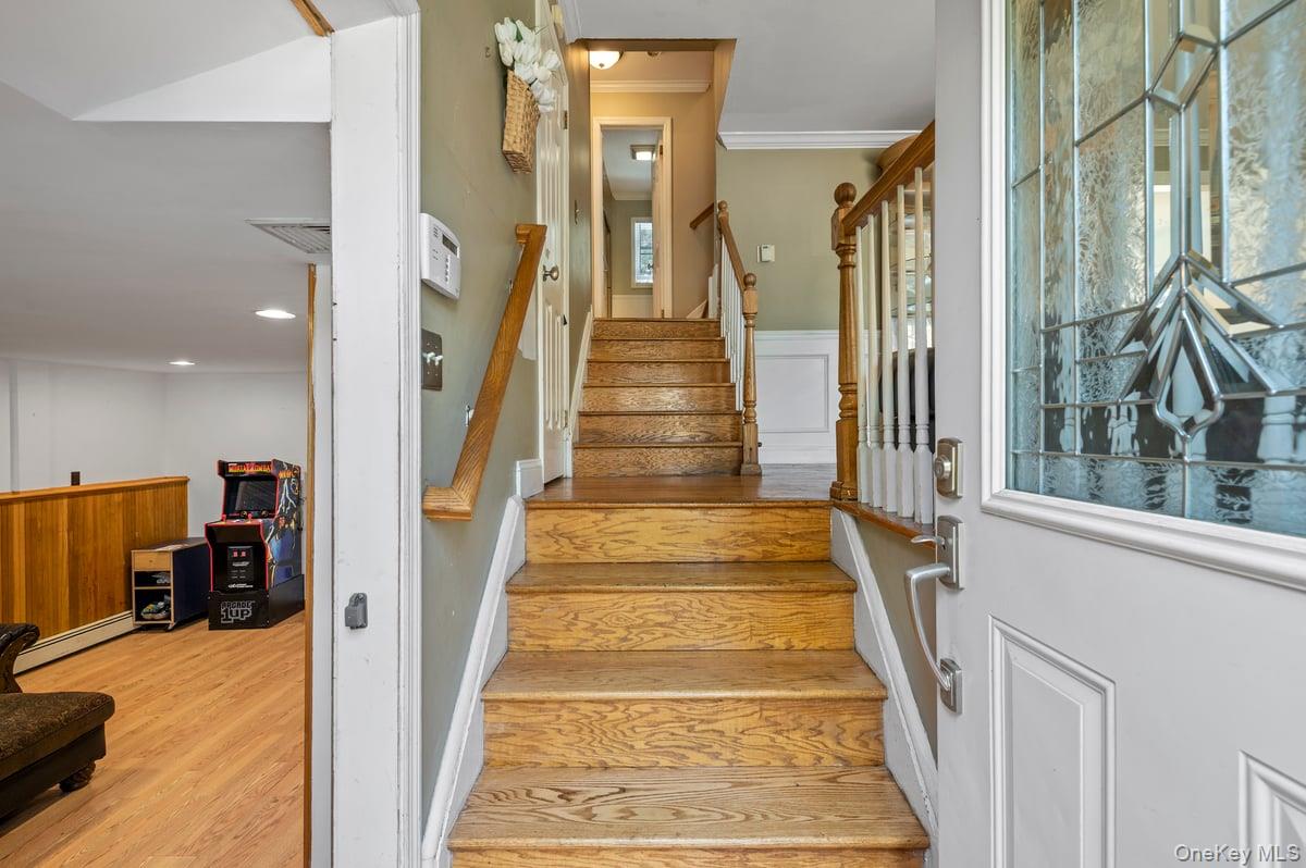 34 21st Street, Jericho, NY 11753