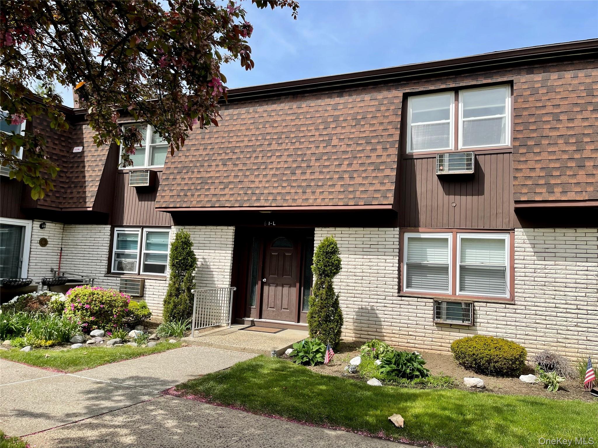 6 Church Lane # L, Valley Cottage, NY 10989