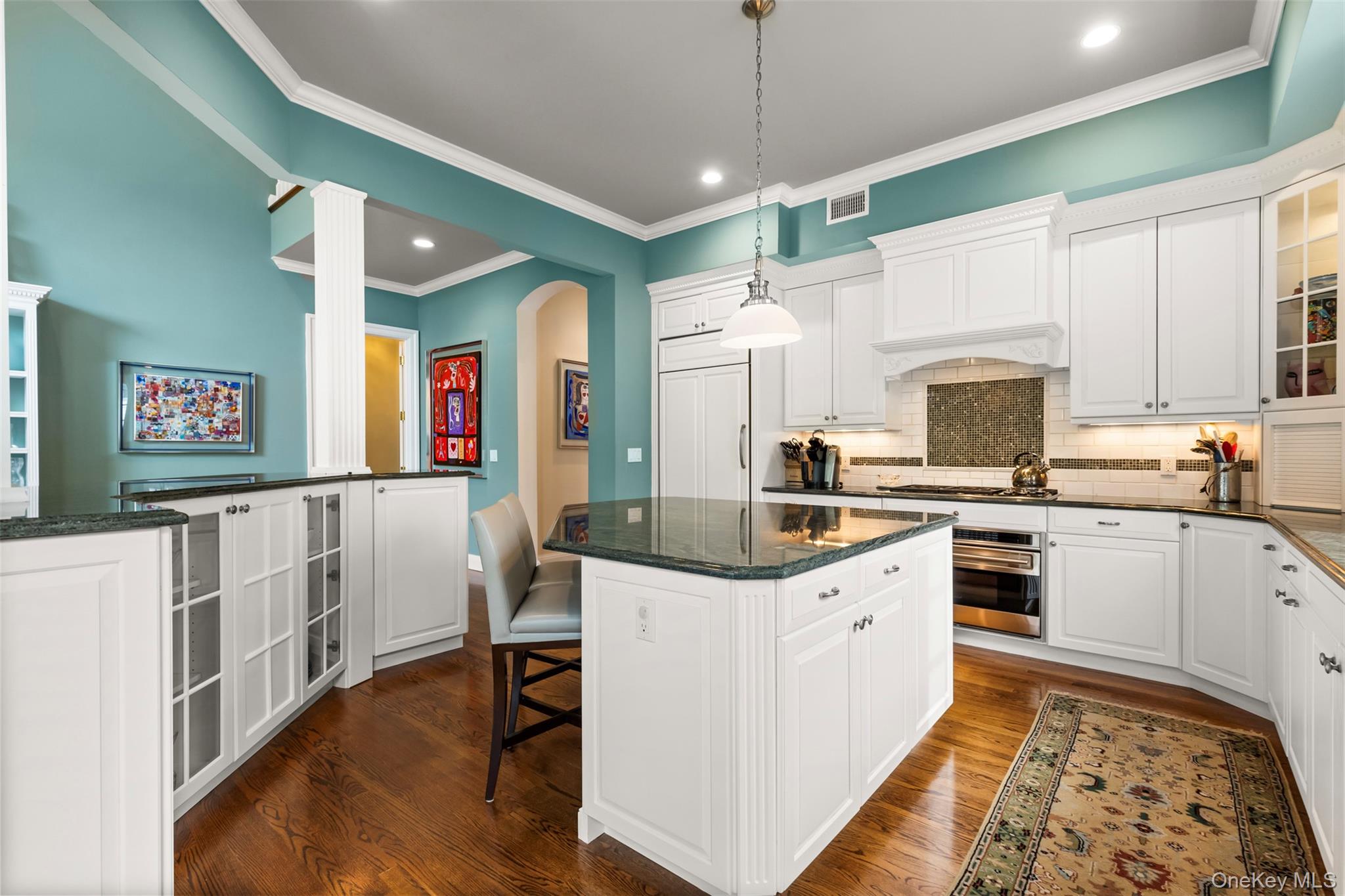 10 Shadow Tree Lane, Briarcliff Manor, NY 10510