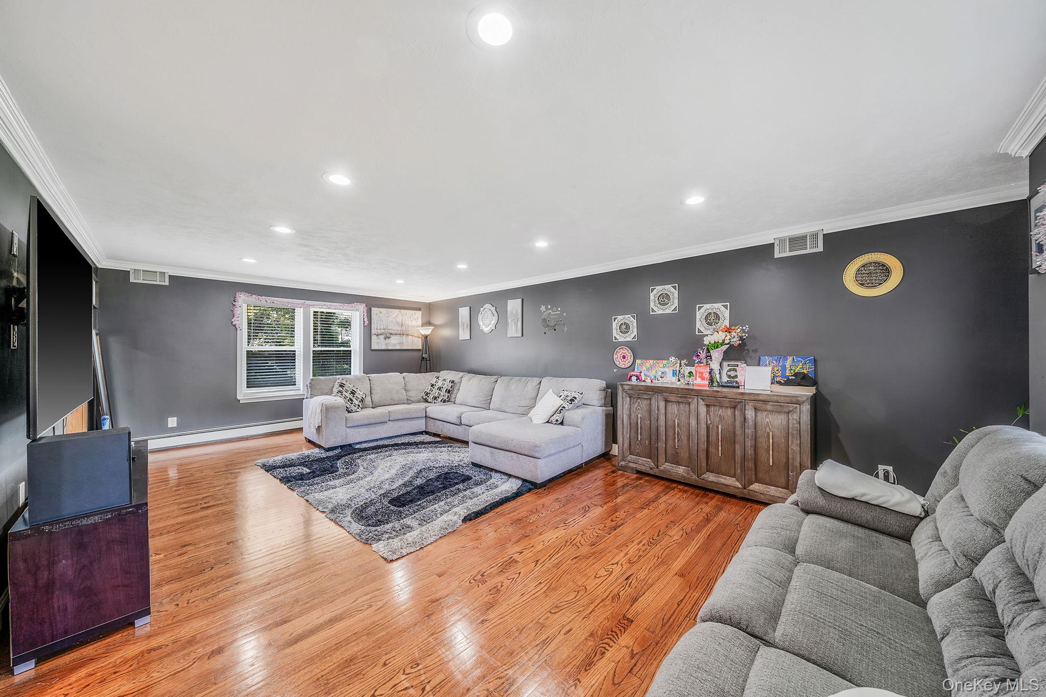 6-8 Clime Court, Saint James, NY 11780