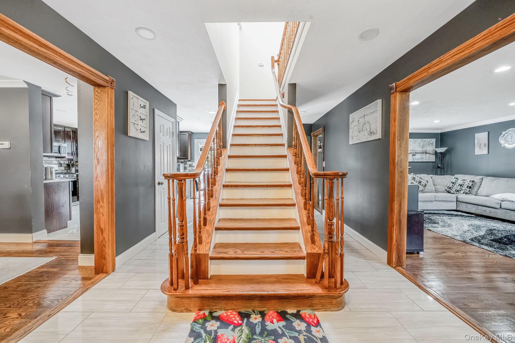 6-8 Clime Court, Saint James, NY 11780