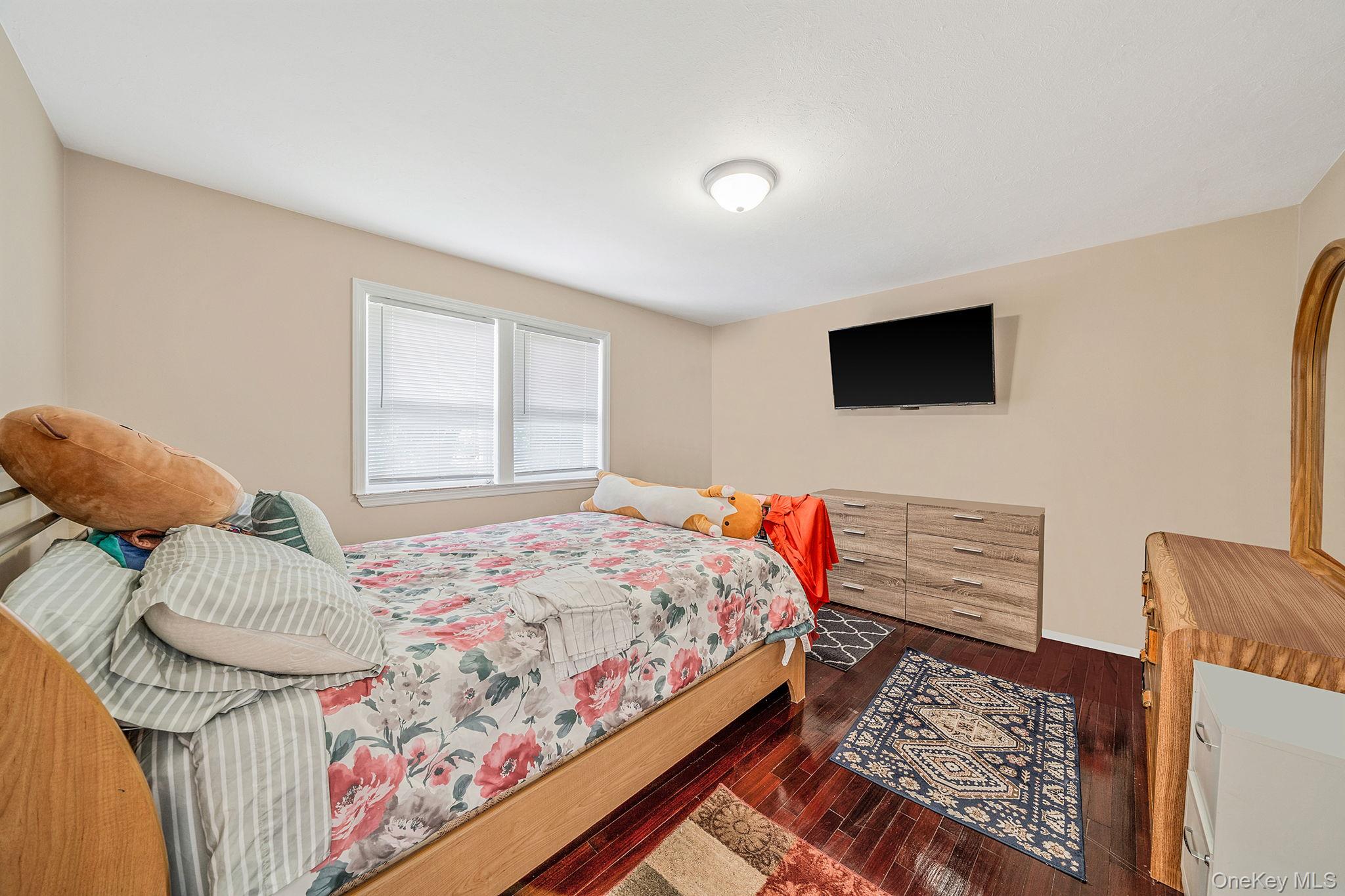 6-8 Clime Court, Saint James, NY 11780