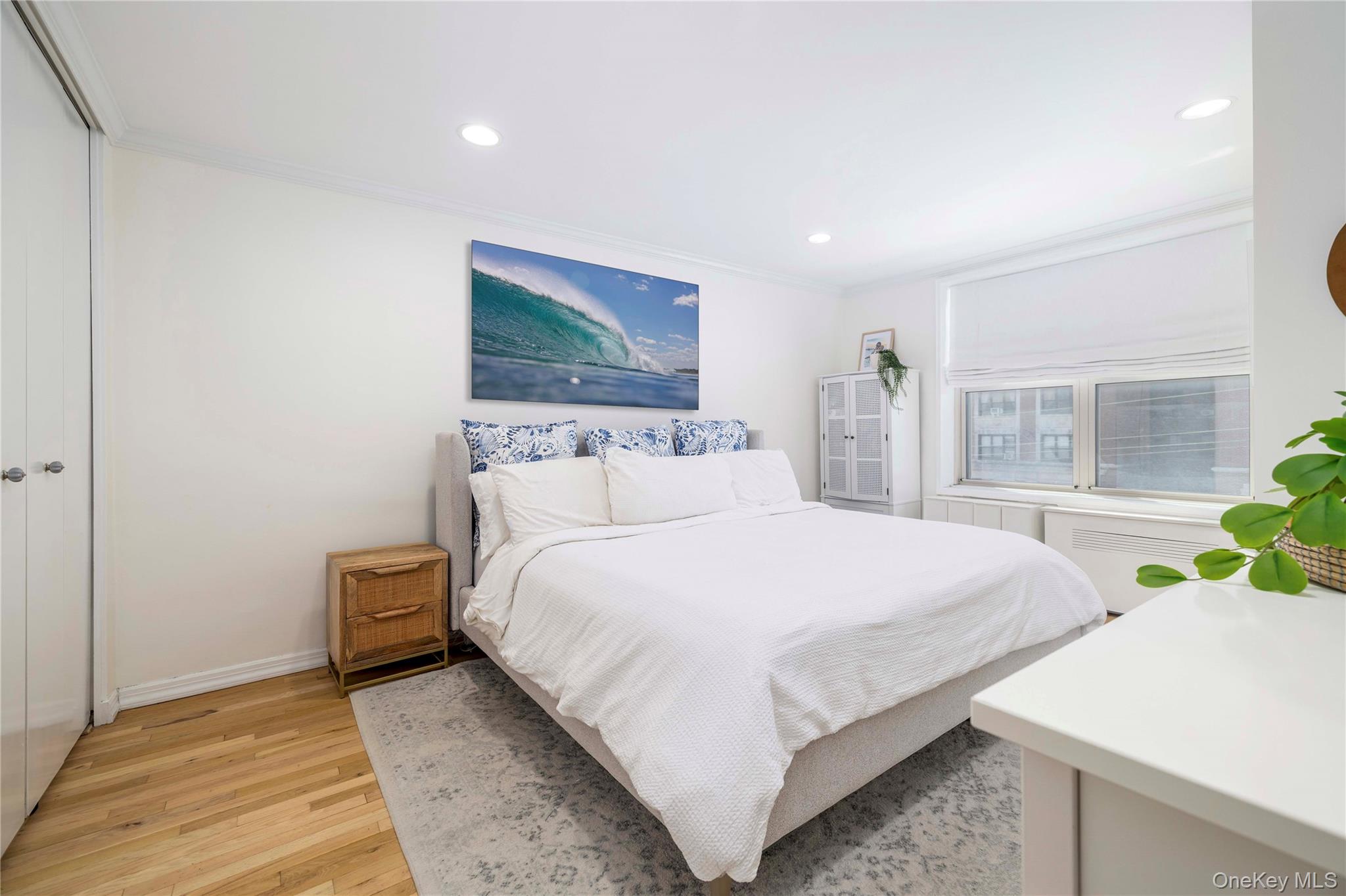 410 E Broadway # 3E, Long Beach, NY 11561