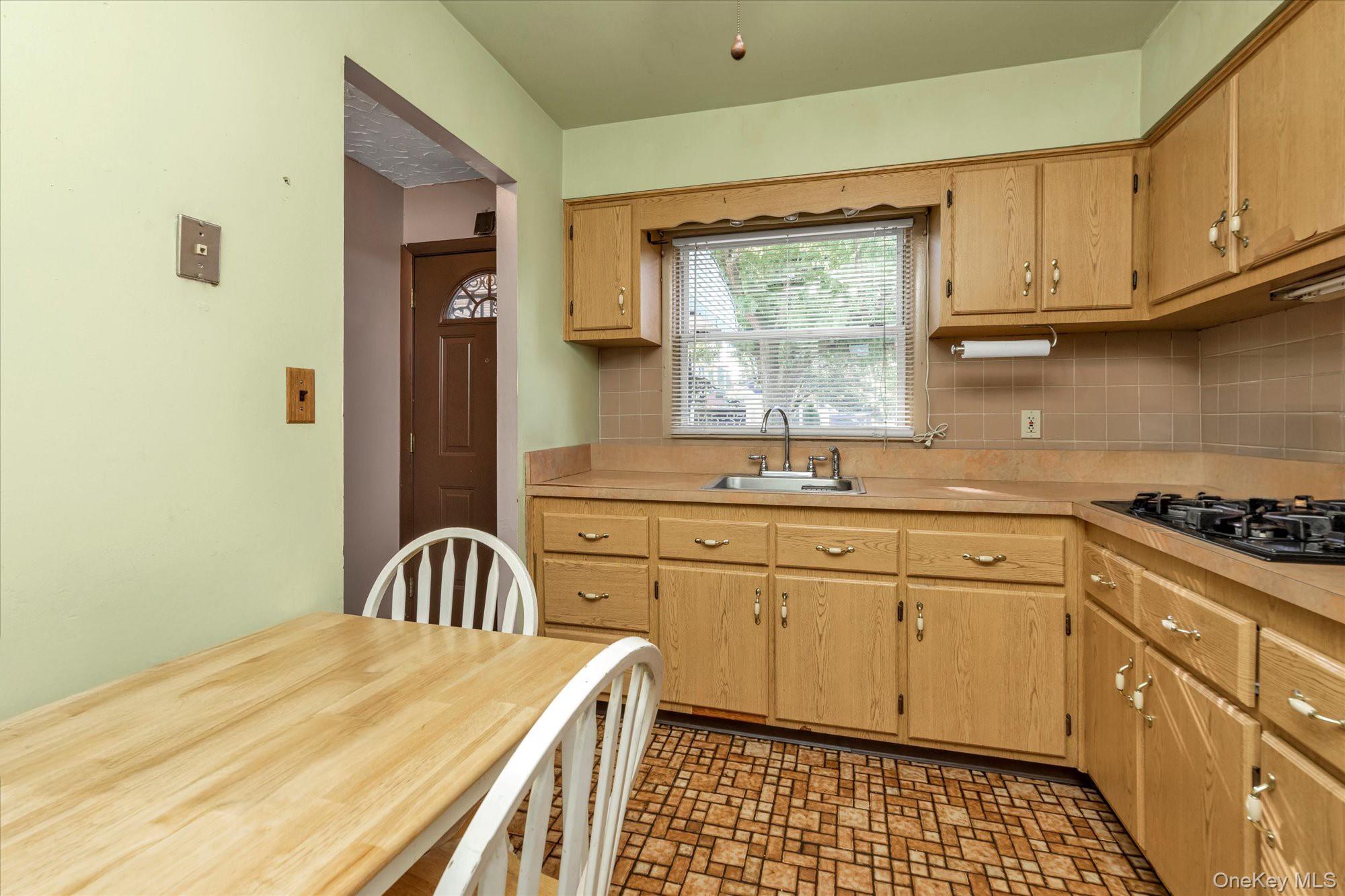 14537 Linden Boulevard, Jamaica, NY 11436