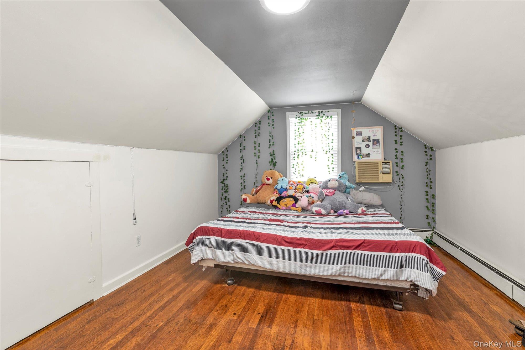 1039 Elizabeth Street, Baldwin, NY 11510