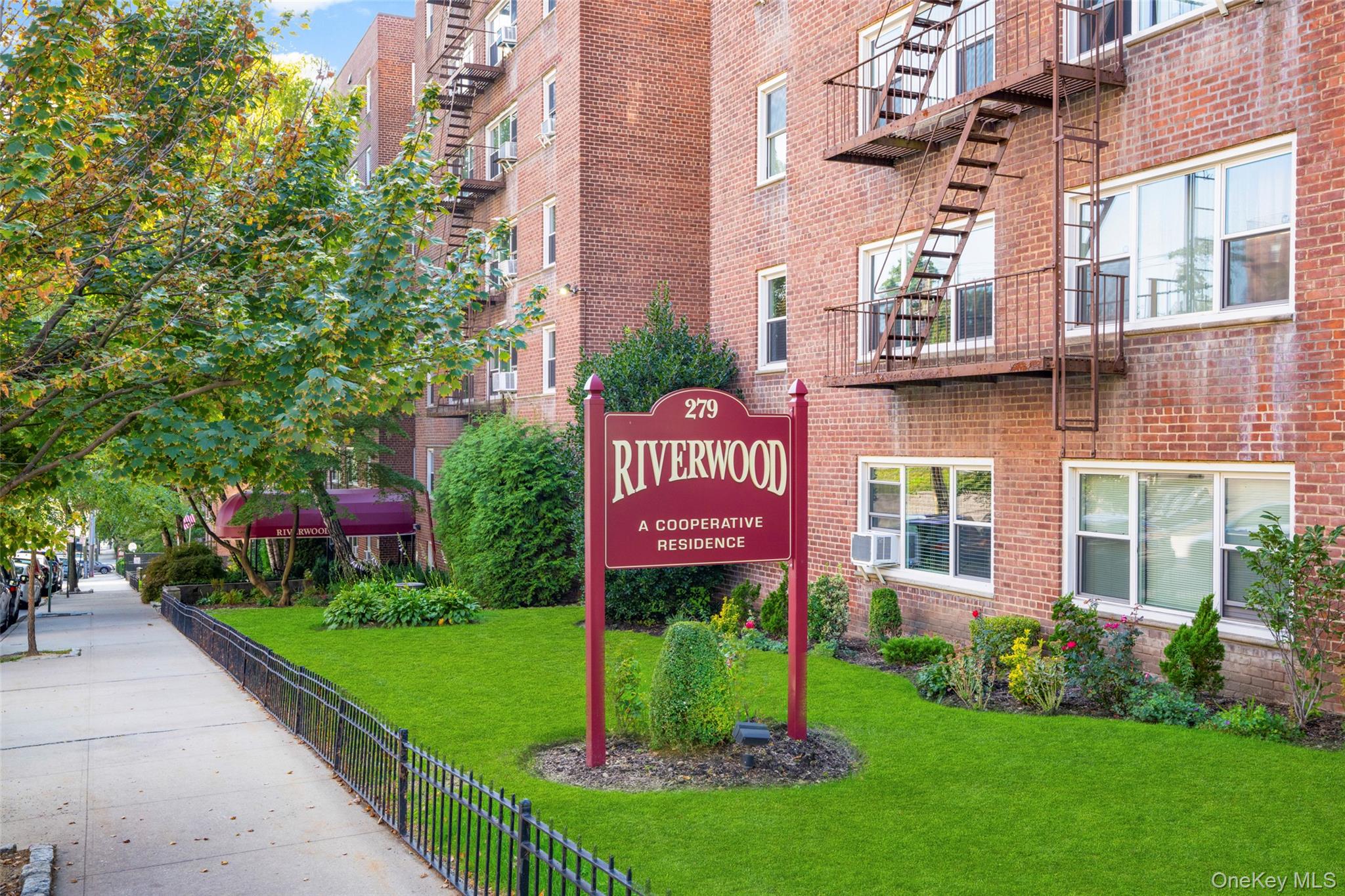 279 N Broadway # 6T, Yonkers, NY 10701