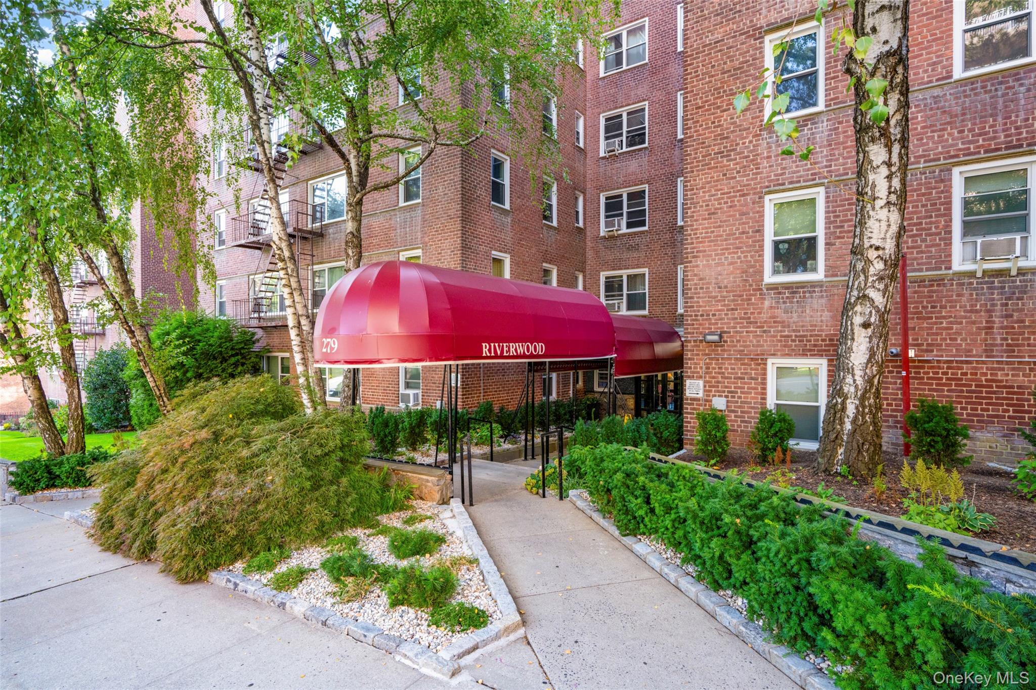 279 N Broadway # 6T, Yonkers, NY 10701