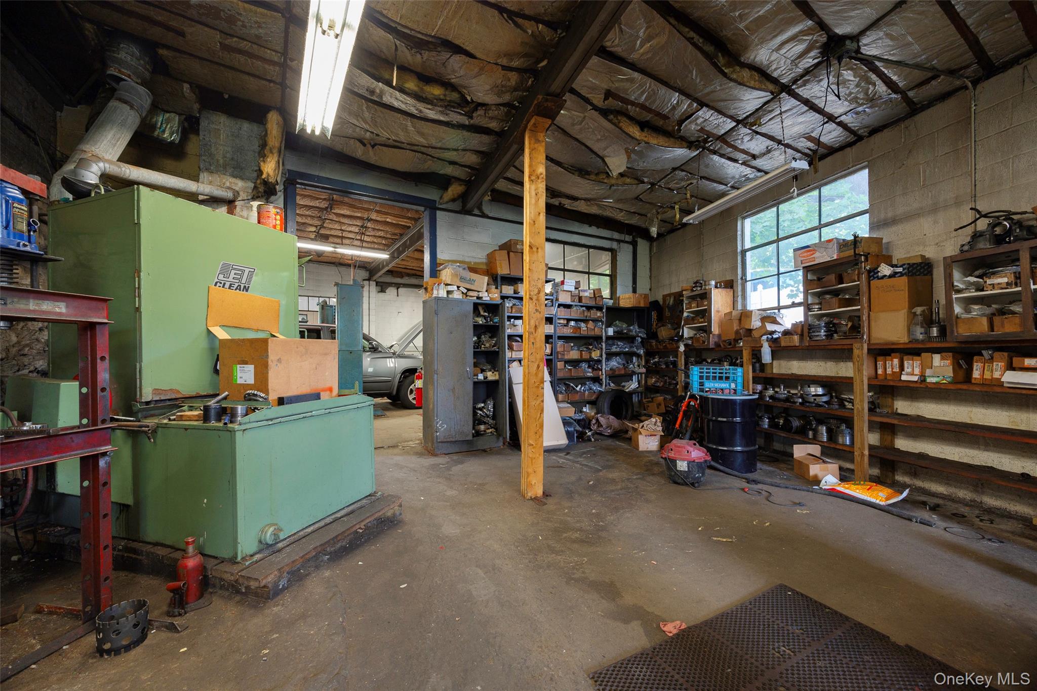 44 Manchester Road, Poughkeepsie, NY 12603