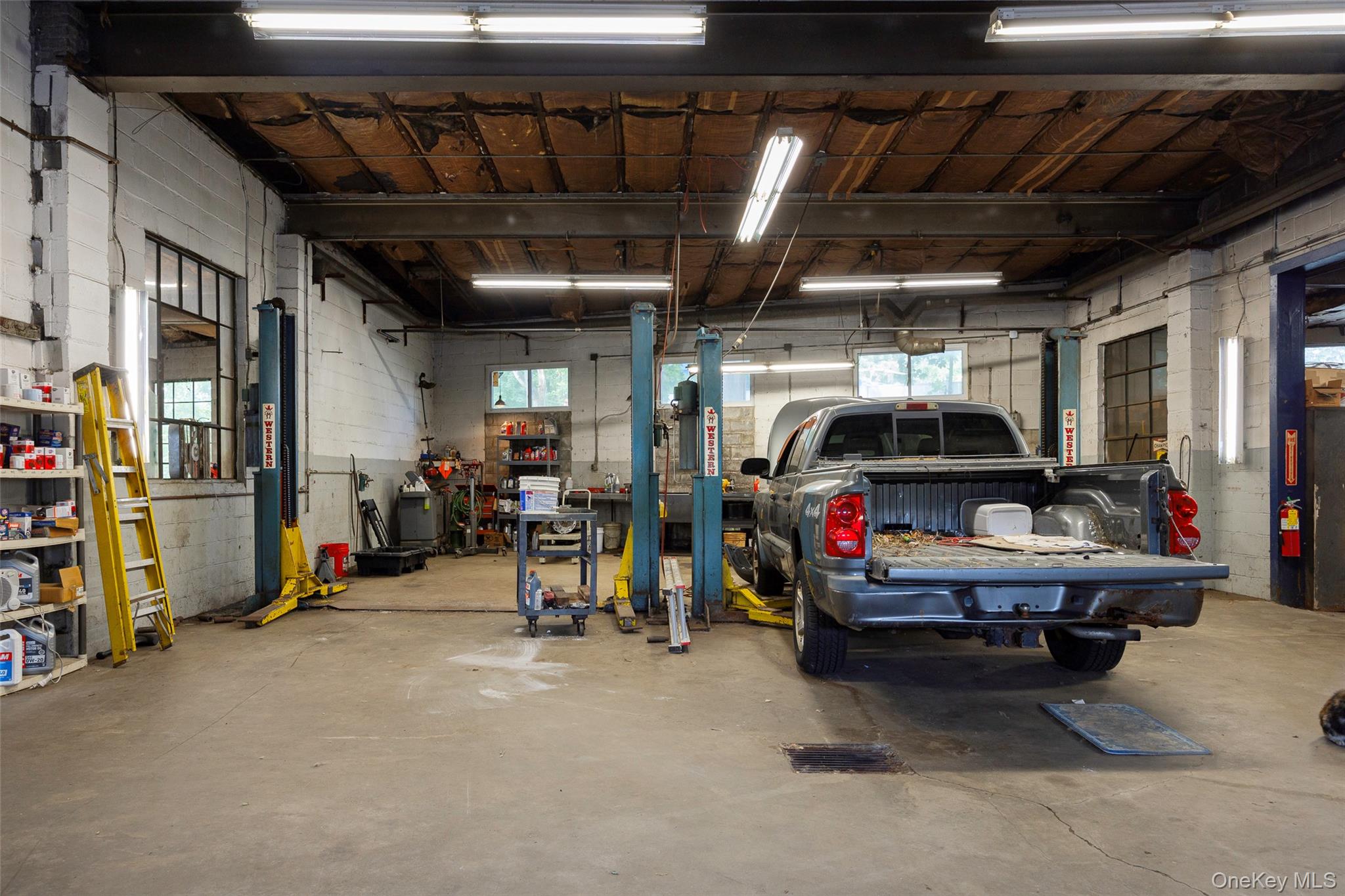 44 Manchester Road, Poughkeepsie, NY 12603