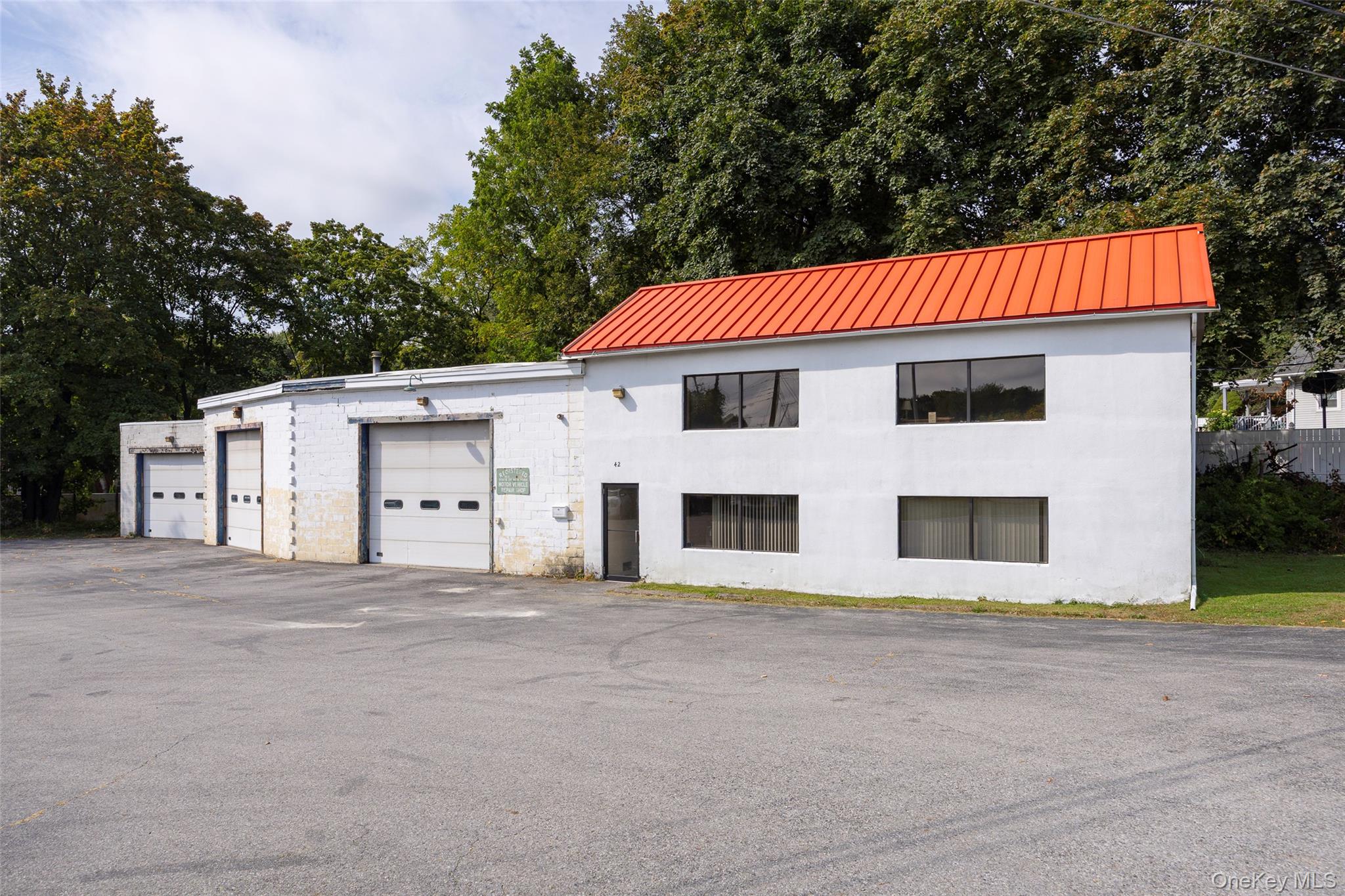 44 Manchester Road, Poughkeepsie, NY 12603