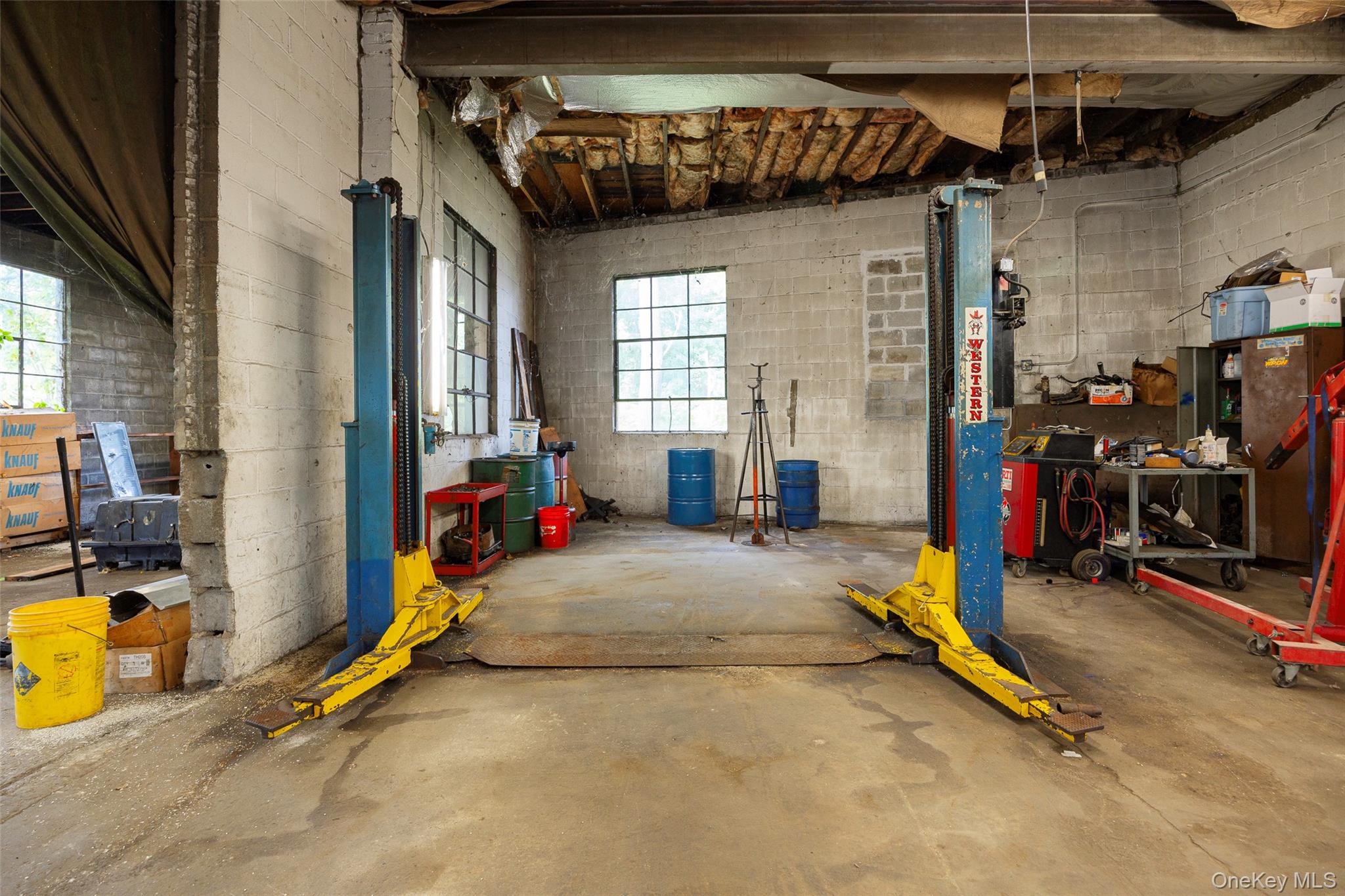 44 Manchester Road, Poughkeepsie, NY 12603