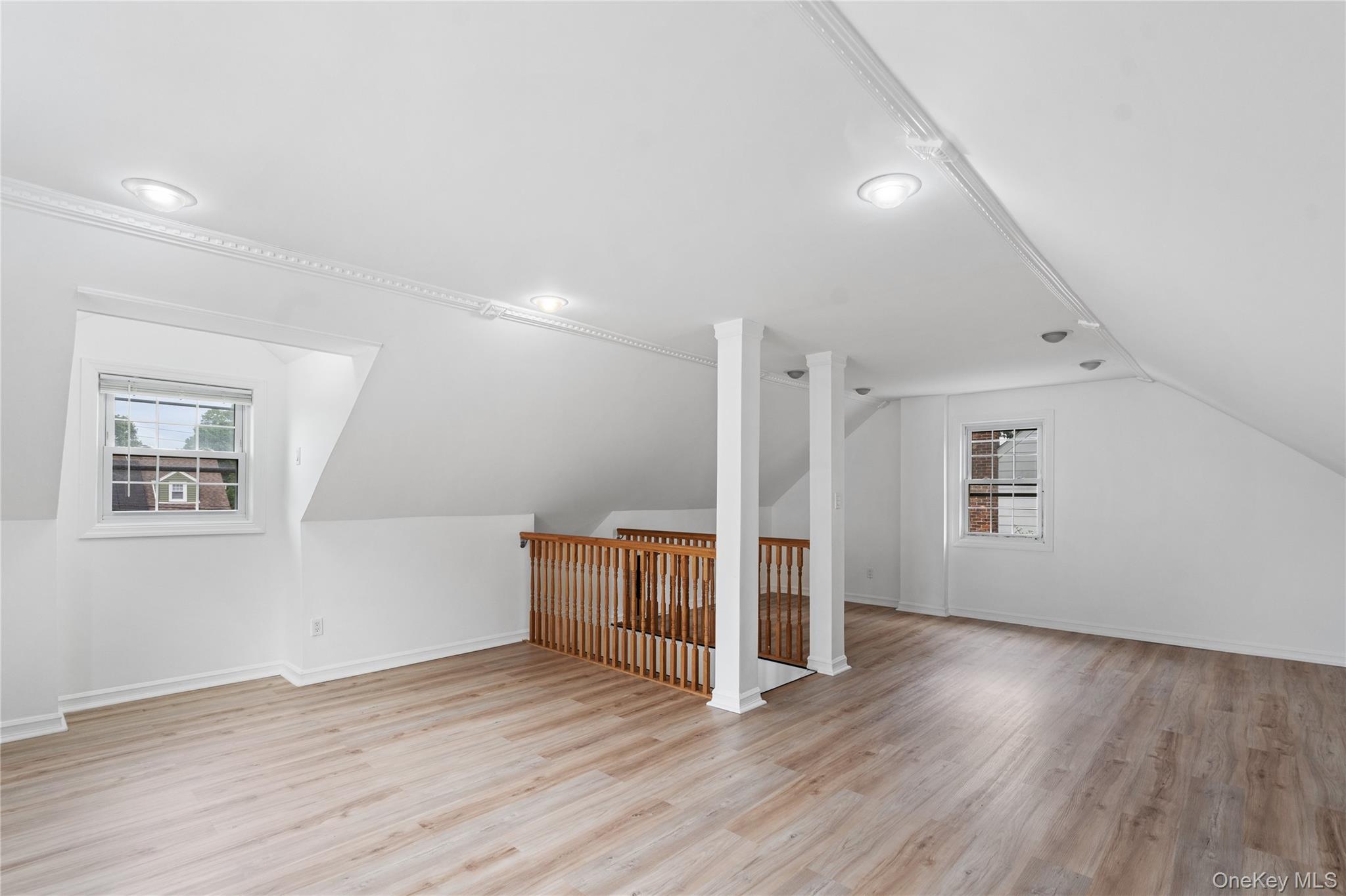 100 E Fenimore Street, Valley Stream, NY 11580