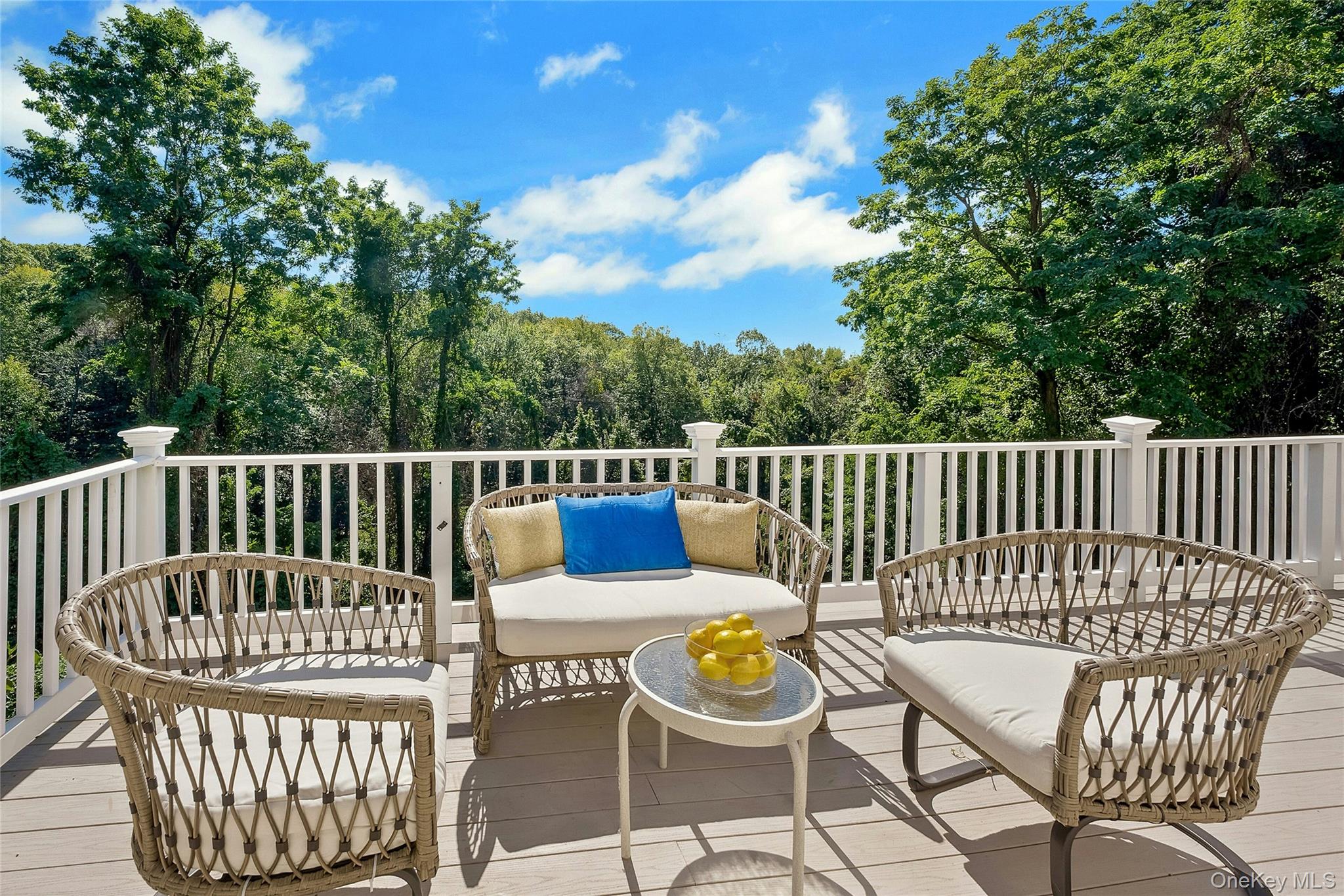 7 Winding Ridge Road, White Plains, NY 10603