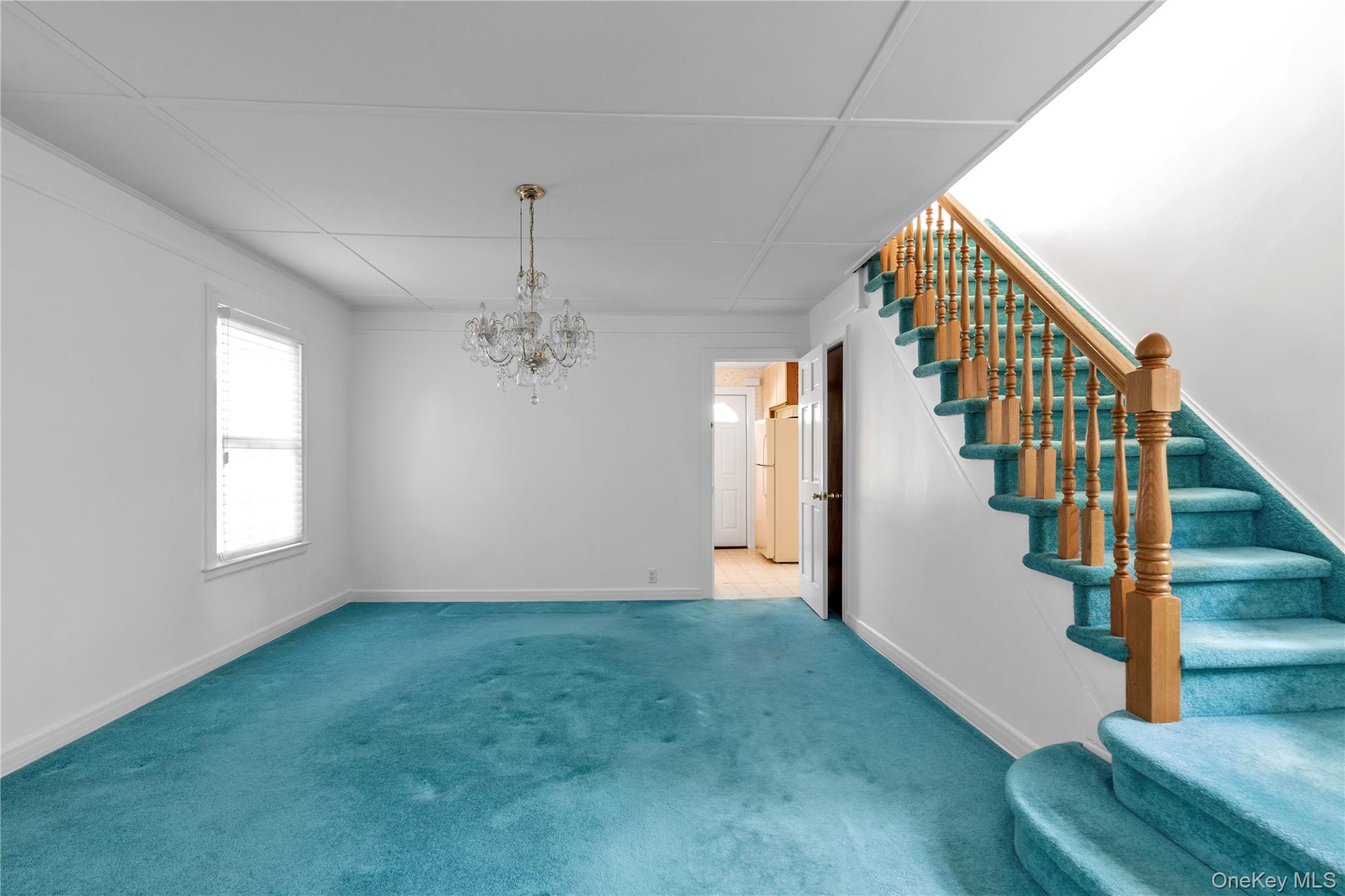 31 Chester Avenue, Stewart Manor, NY 11530