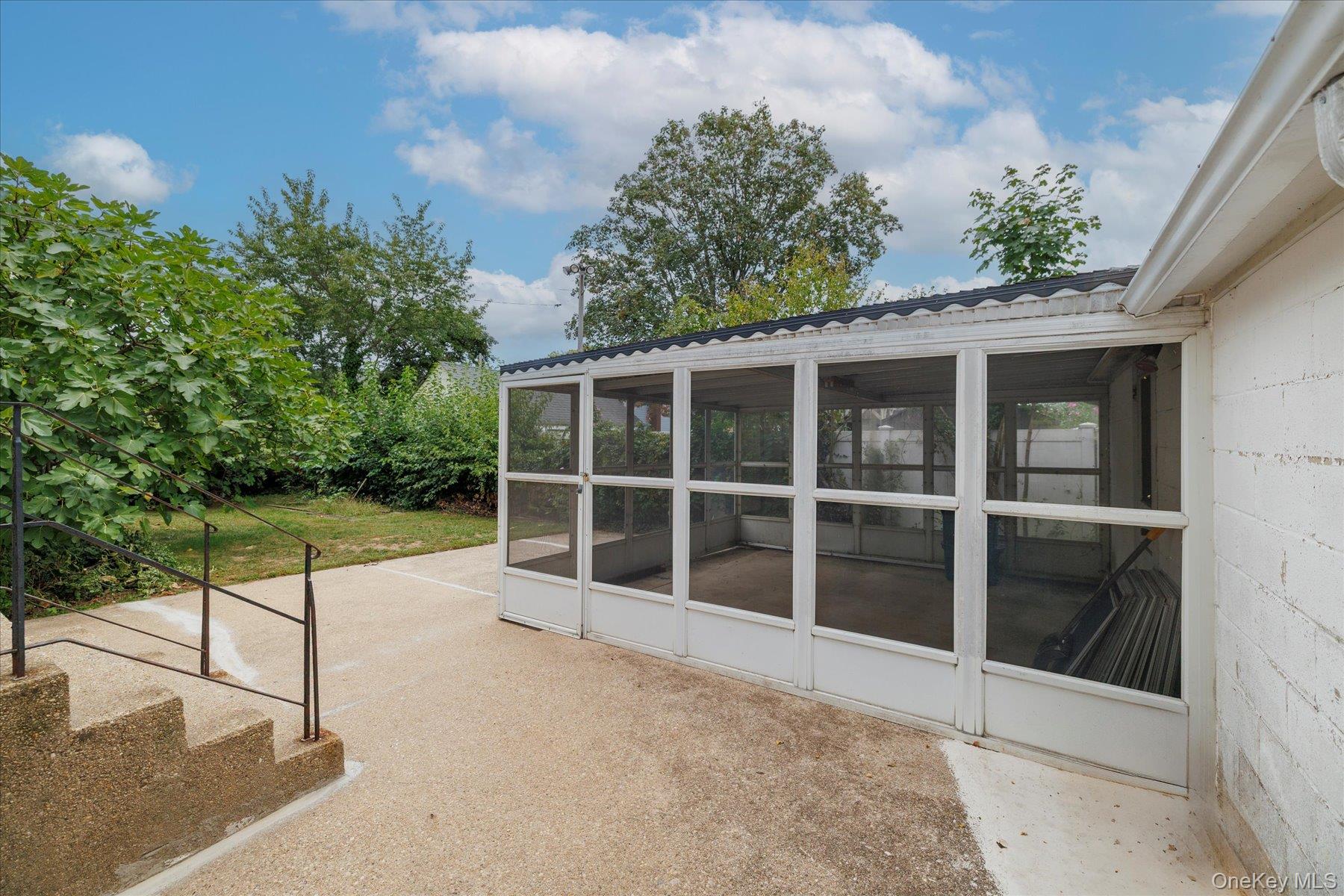 291 Evans Avenue, Elmont, NY 11003