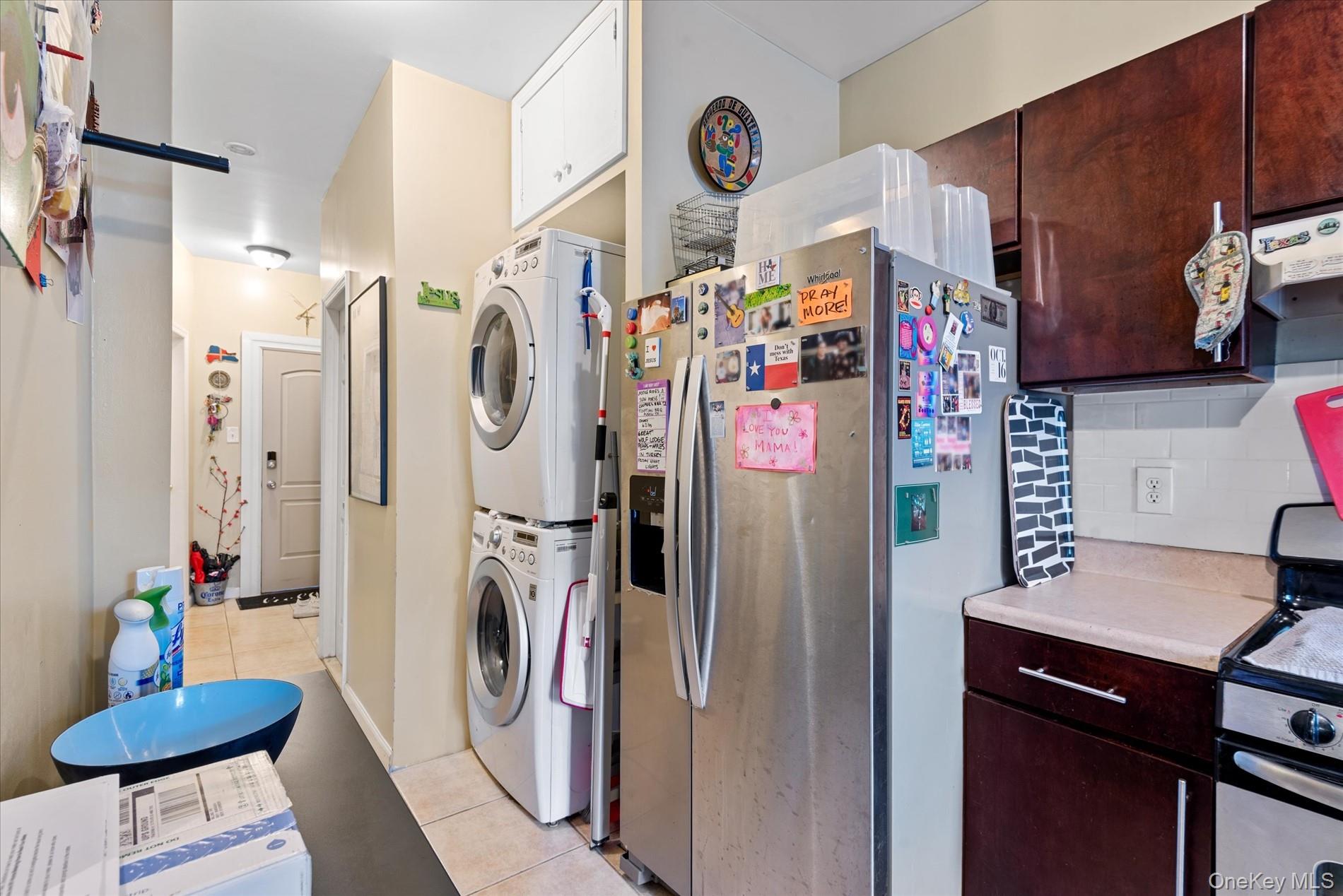 285 Lincoln Avenue, Brooklyn, NY 11208