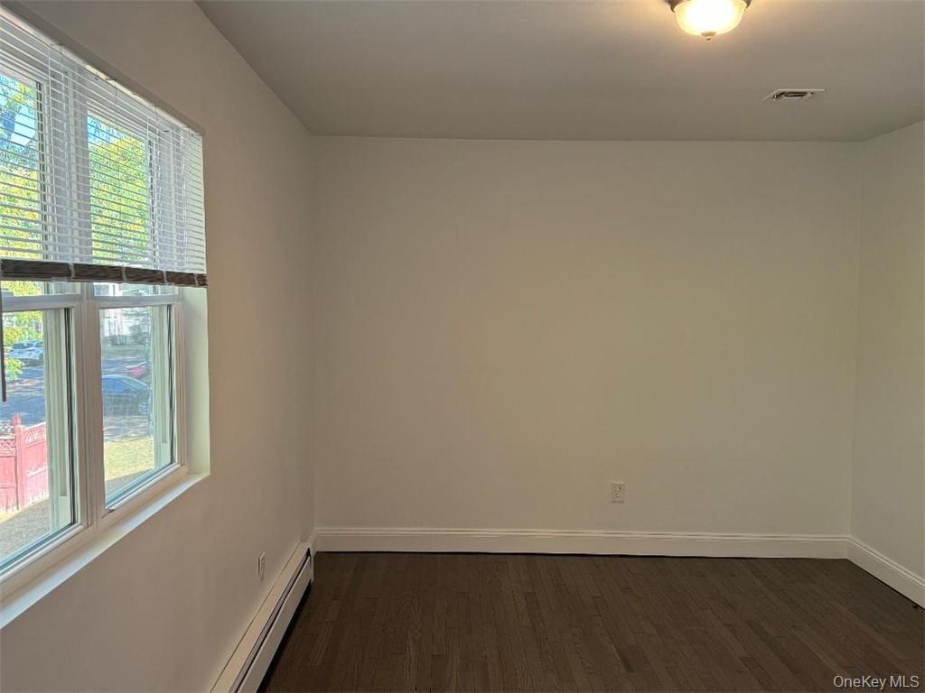 6 Marshall Drive, Cornwall, NY 12518