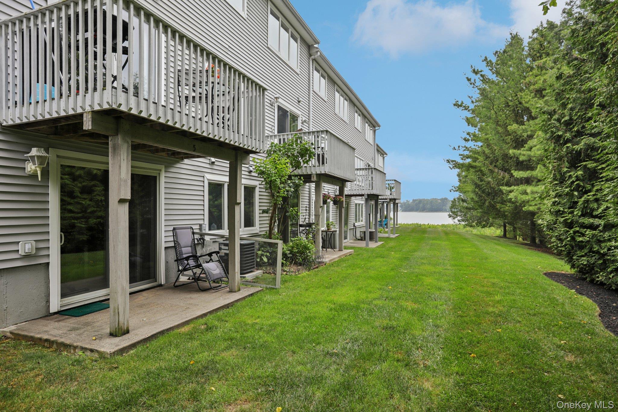 5 Cygnet Road, Congers, NY 10920