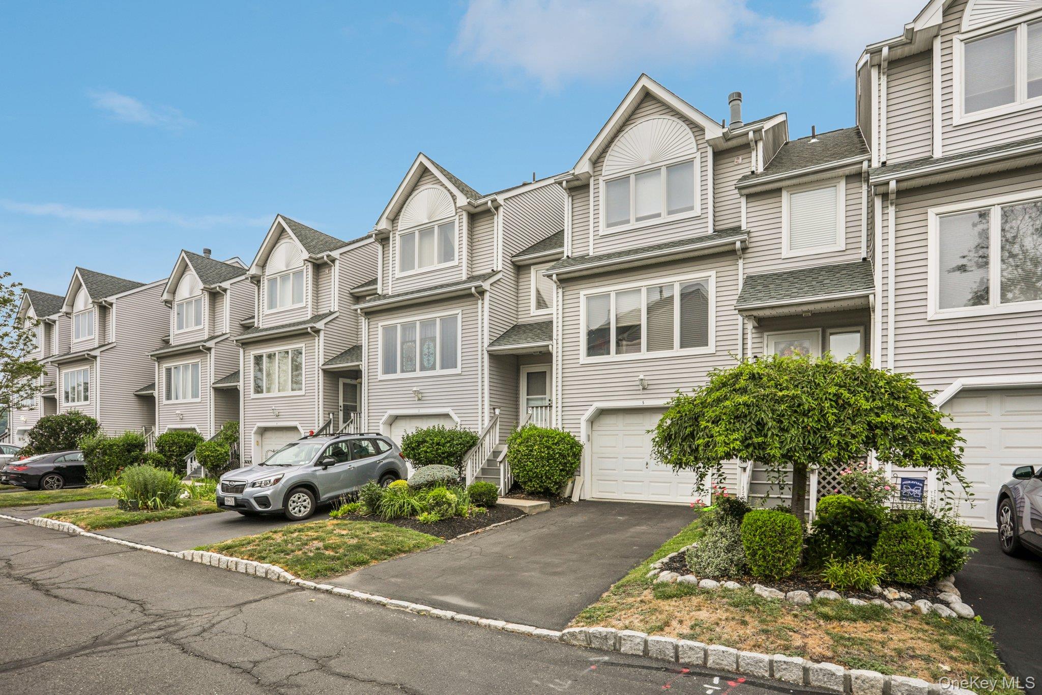 5 Cygnet Road, Congers, NY 10920