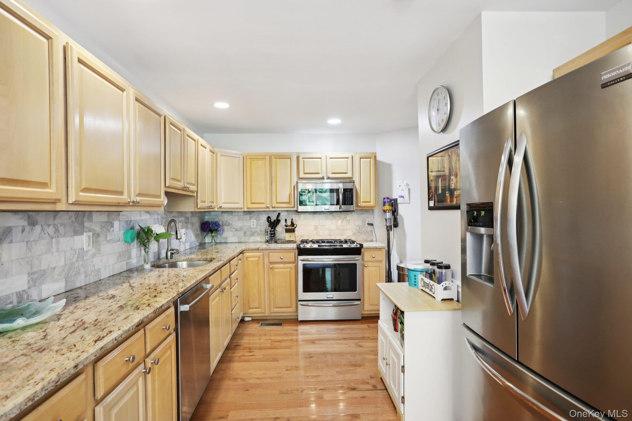 5 Cygnet Road, Congers, NY 10920