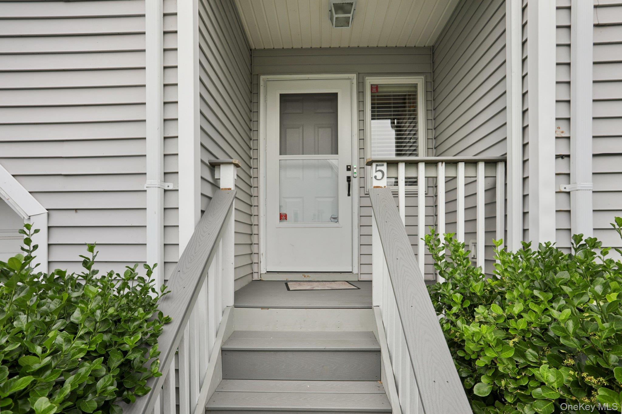 5 Cygnet Road, Congers, NY 10920