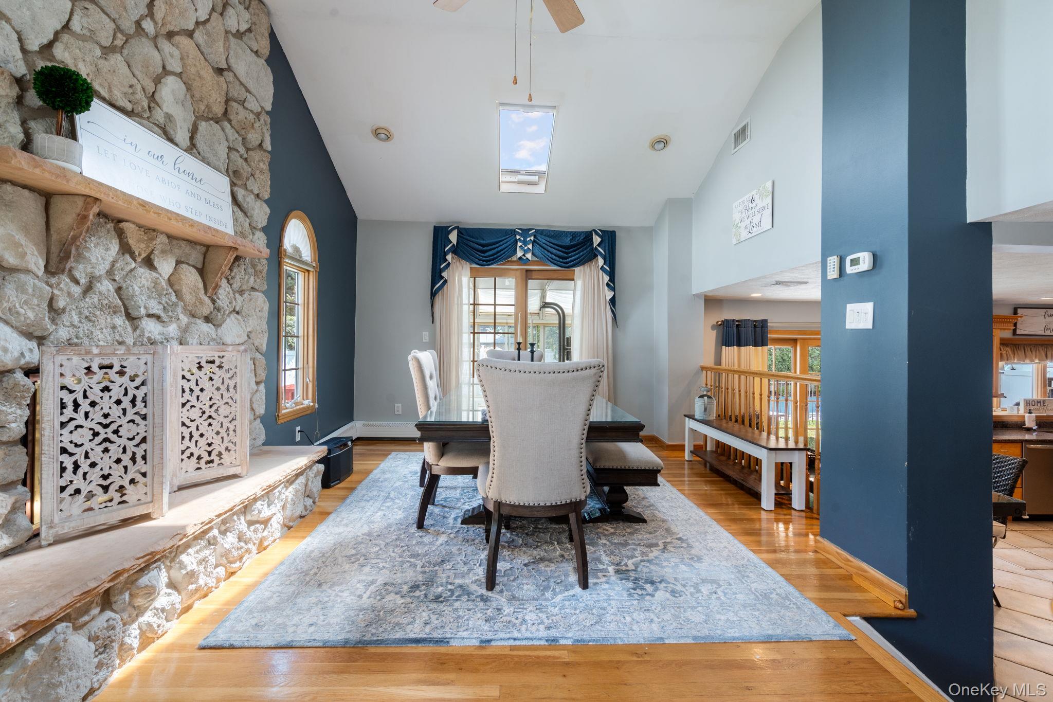 10 Basswood Place, Melville, NY 11747