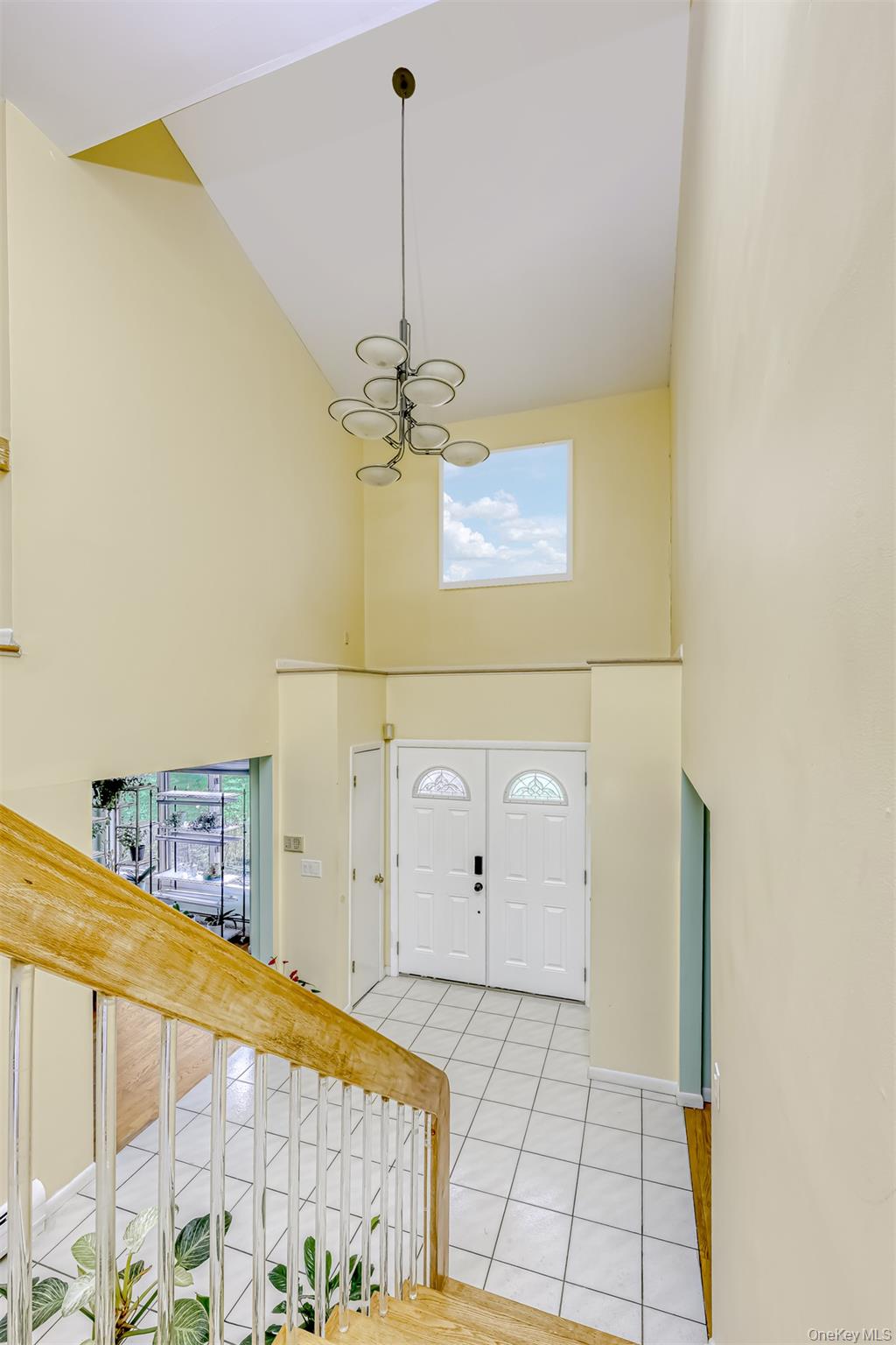 6 Debra Court, New City, NY 10956