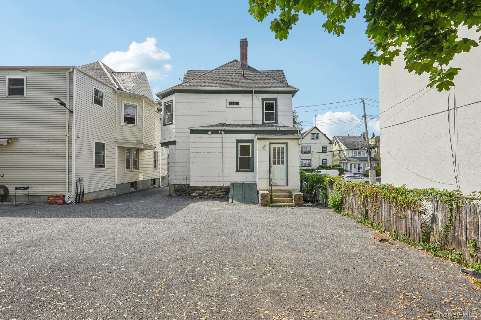 329 N 7th Avenue, Mount Vernon, NY 10550