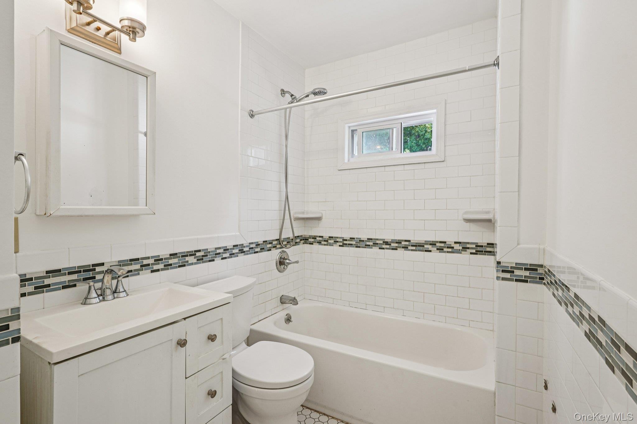 329 N 7th Avenue, Mount Vernon, NY 10550