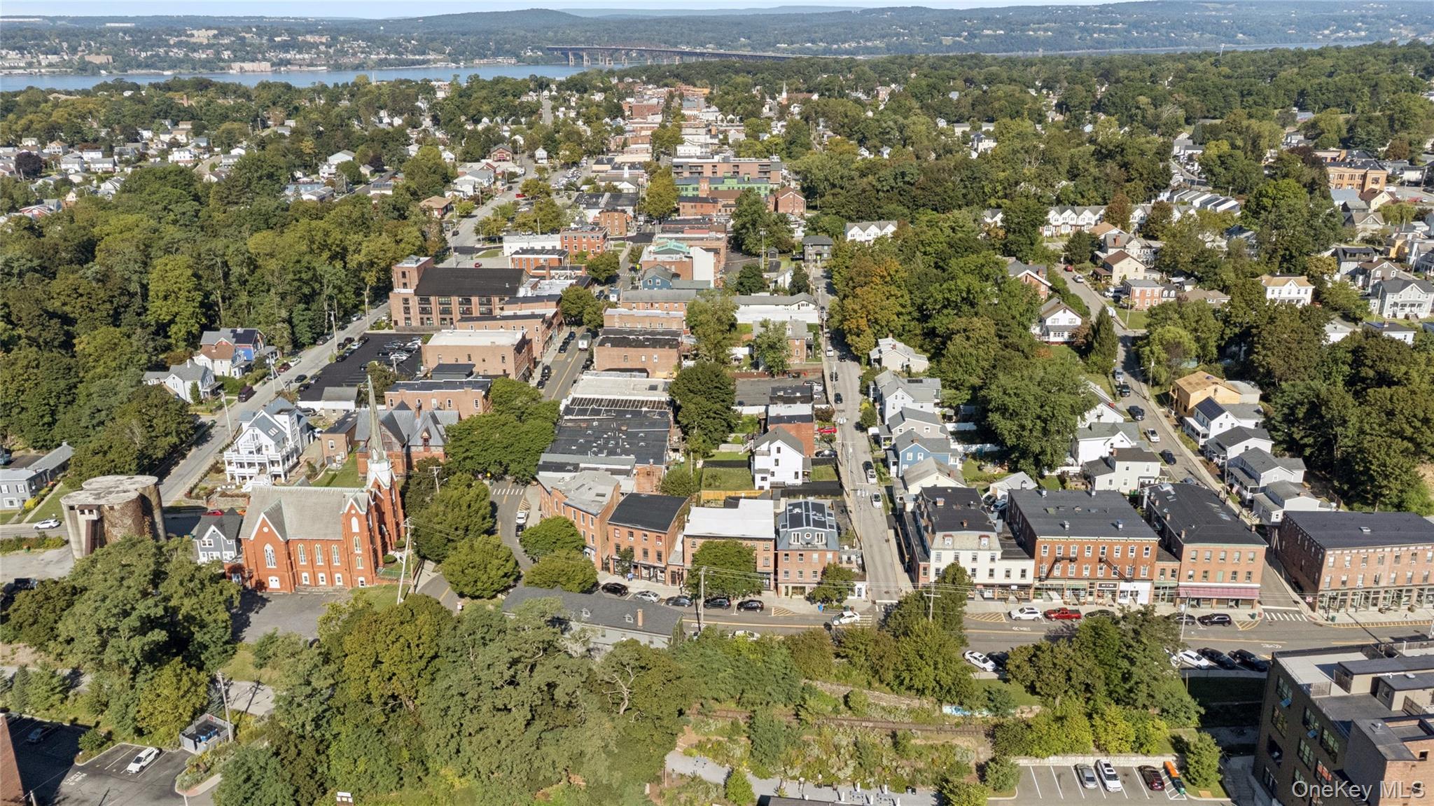 10 South Street, Beacon, NY 12508