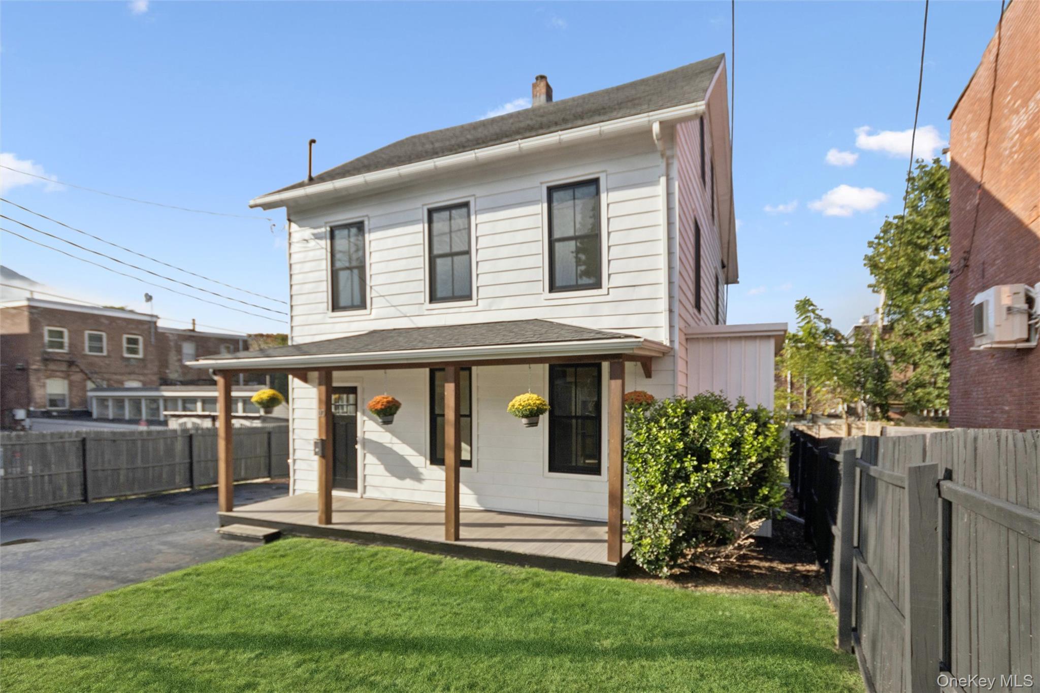 10 South Street, Beacon, NY 12508