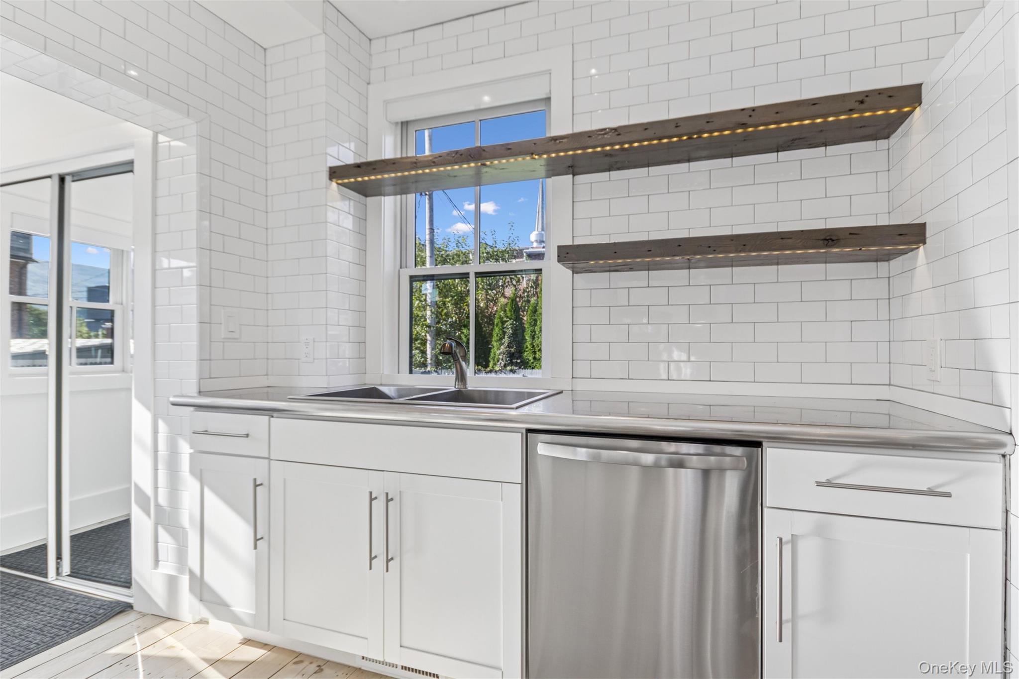 10 South Street, Beacon, NY 12508