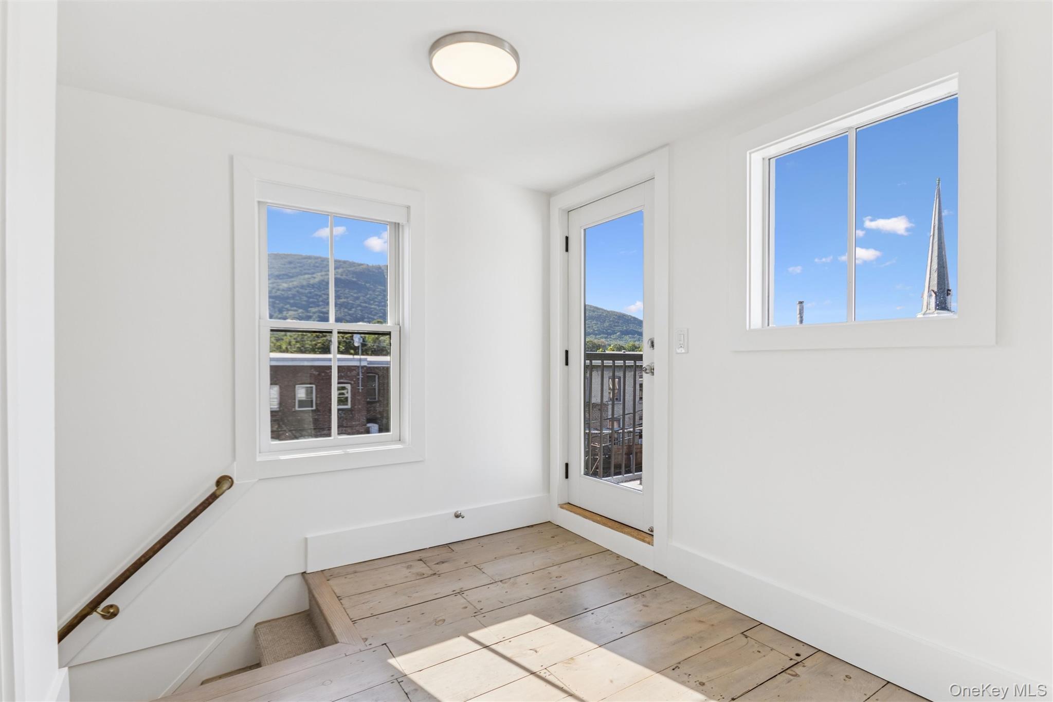 10 South Street, Beacon, NY 12508