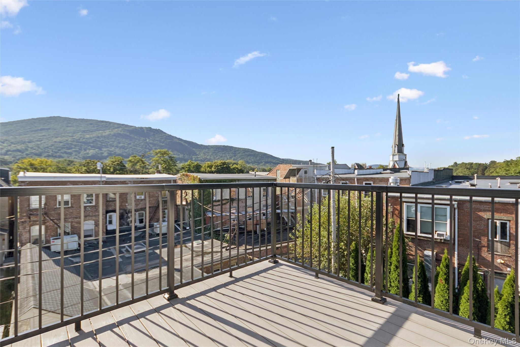 10 South Street, Beacon, NY 12508