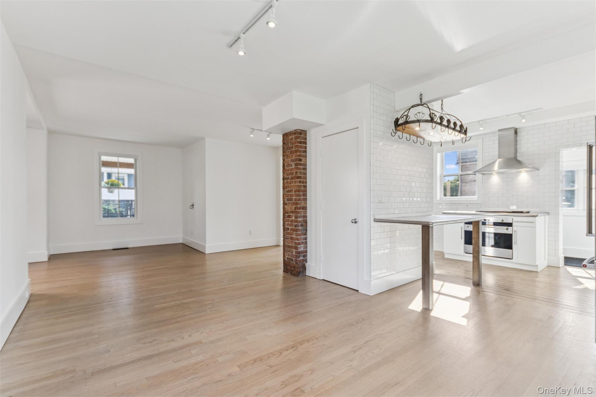 10 South Street, Beacon, NY 12508